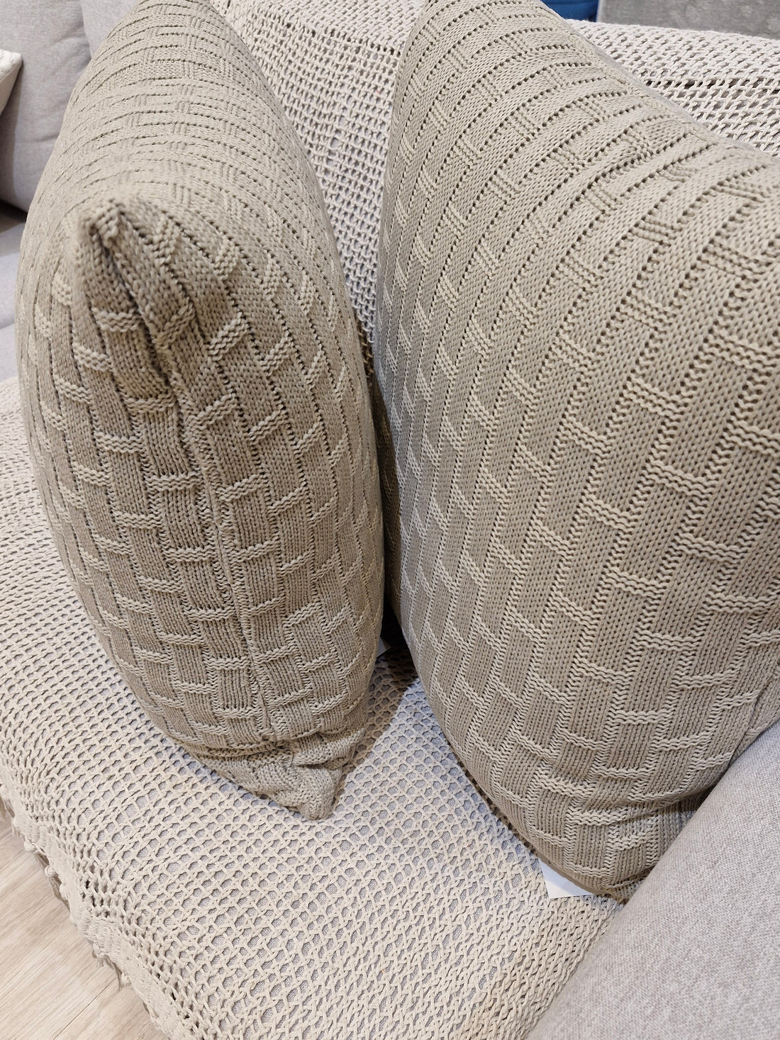 Almofada em Tricô Bege 55cmX55cm