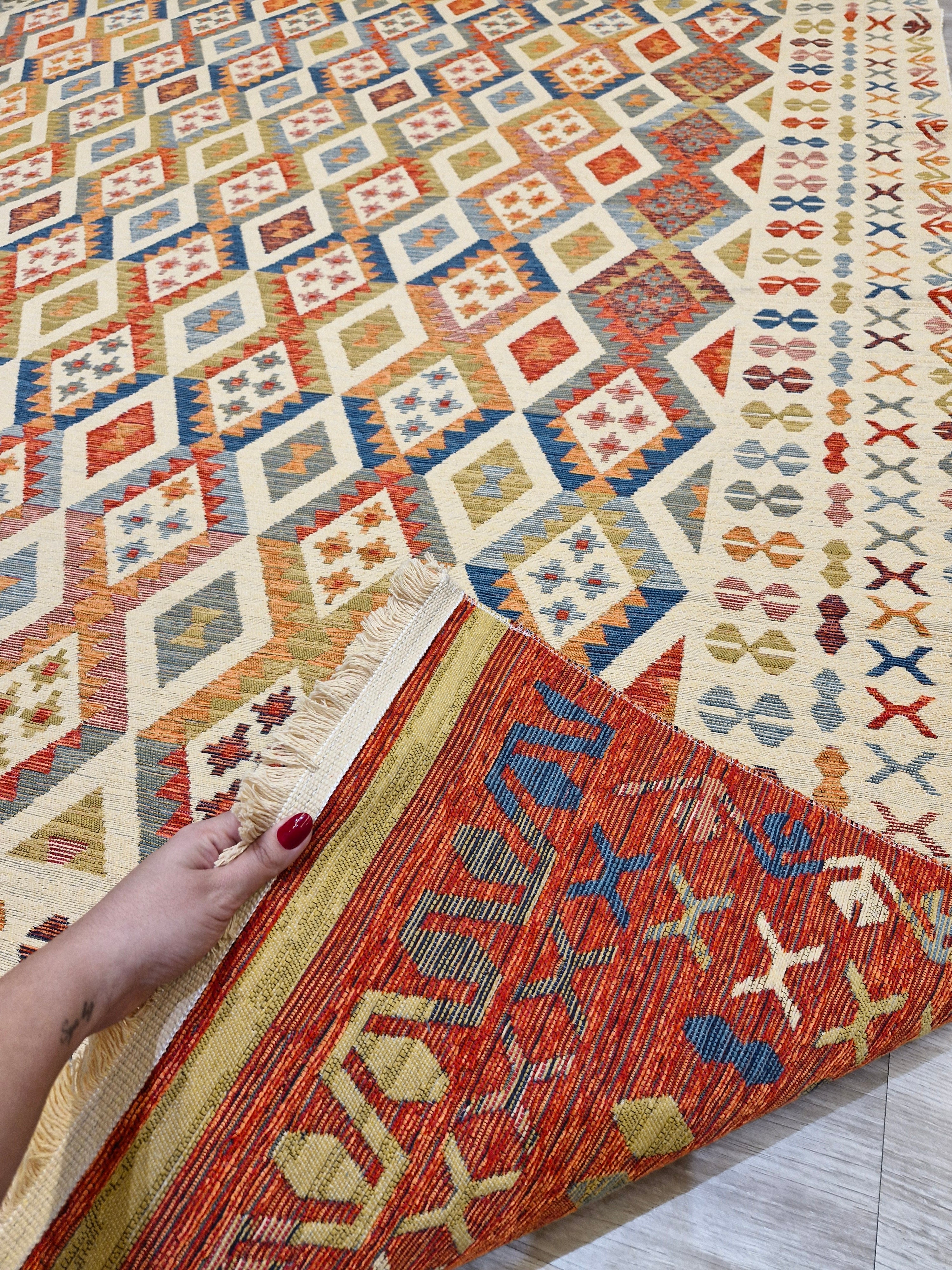 Tapete Turco Kilim Trama Étnica 1001 – Design Geométrico Tradicional || Reversível