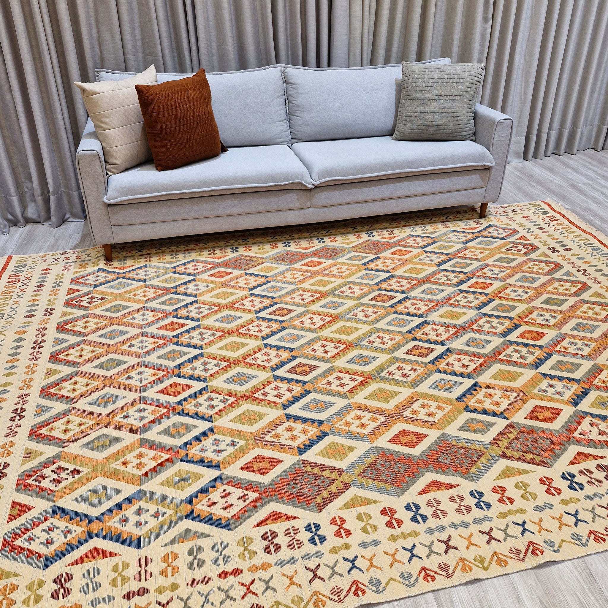 Tapete Turco Kilim Trama Étnica 1001 – Design Geométrico Tradicional || Reversível