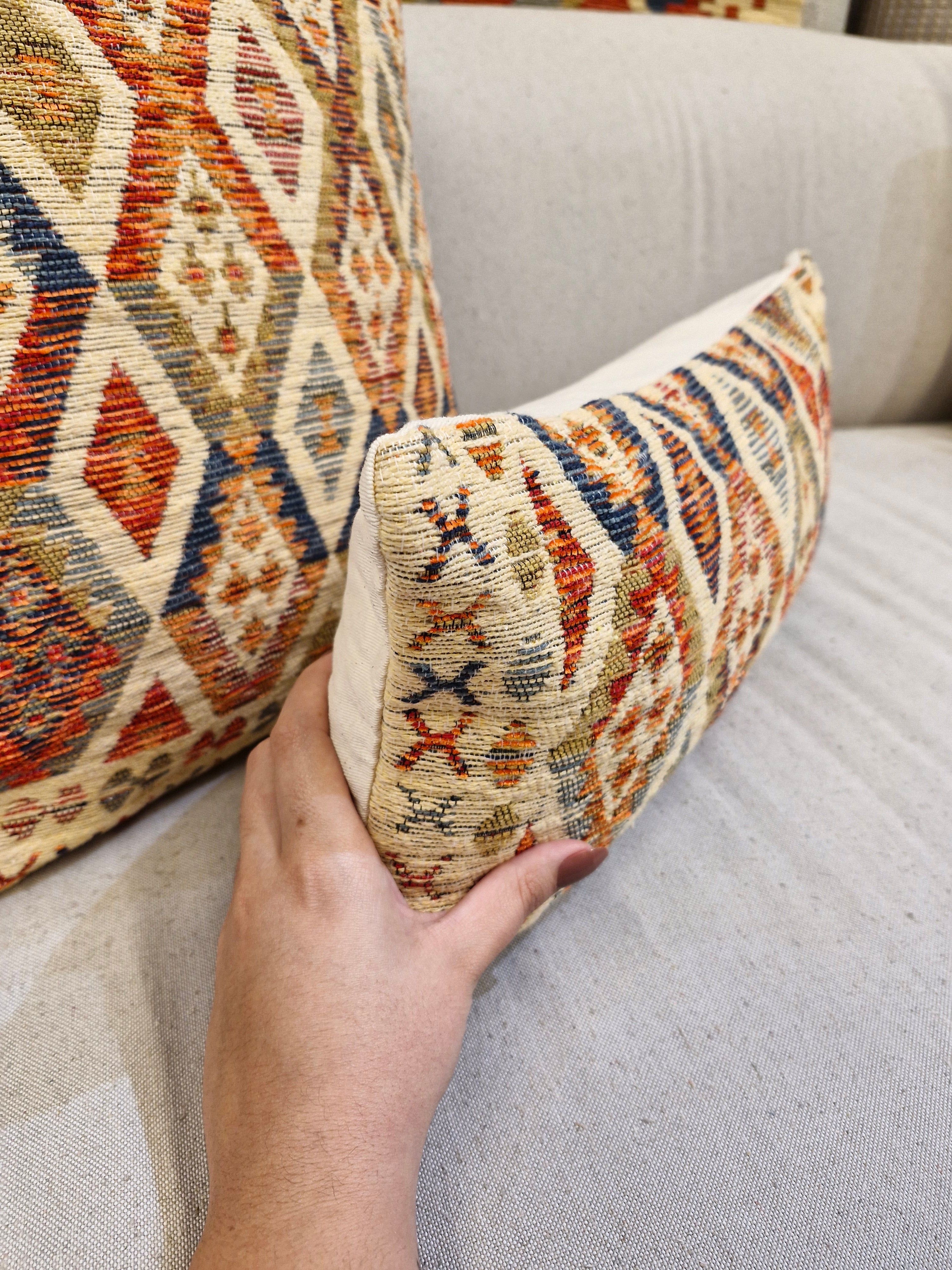 Almofada Decorativa Rav1001 Pequena 47cmX23cm | Coleção Kilim