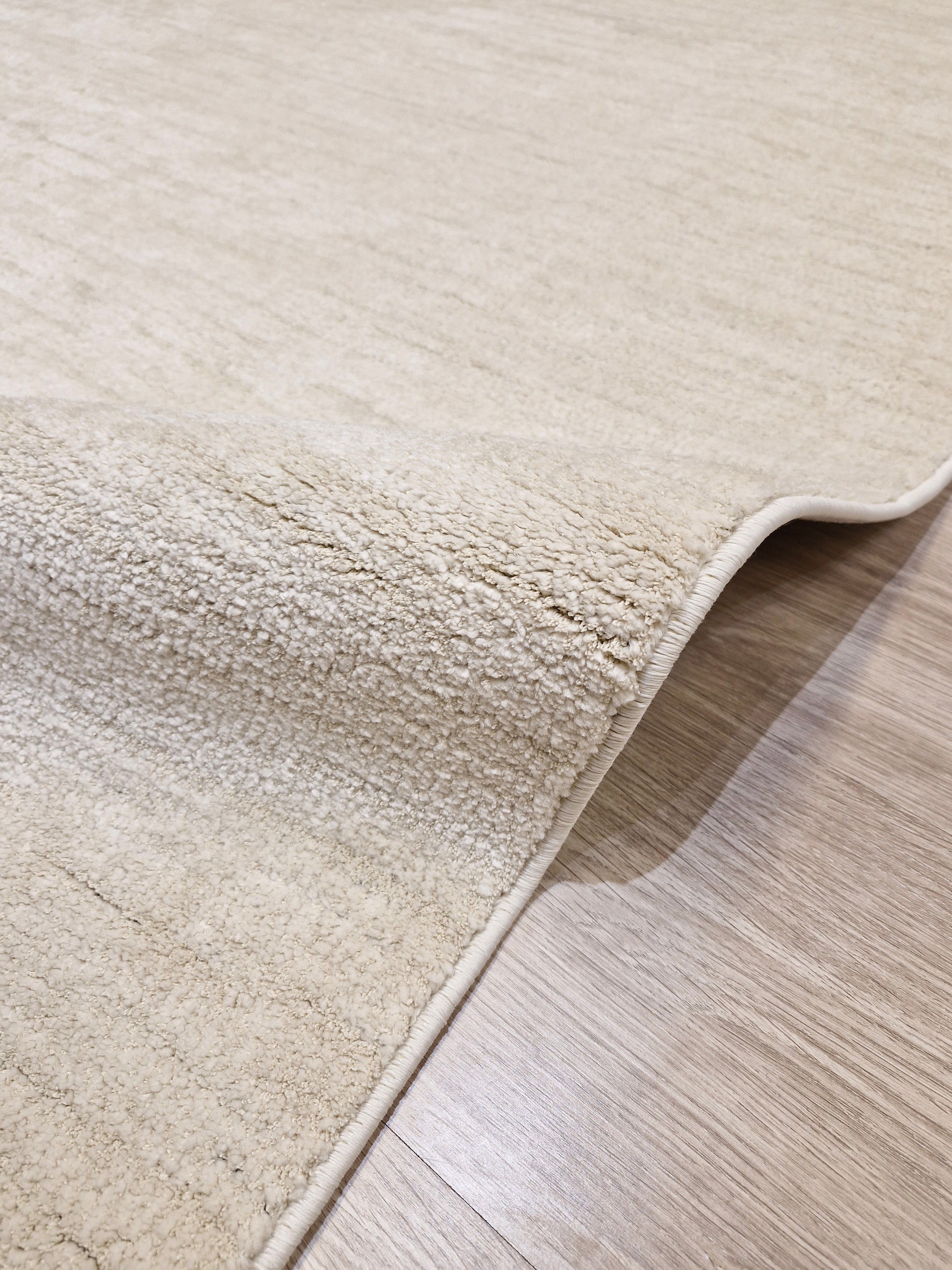 Tapete Único 200x280 Marfim Vivay44A|| Coleção Harmonia 1M de pontos por m²