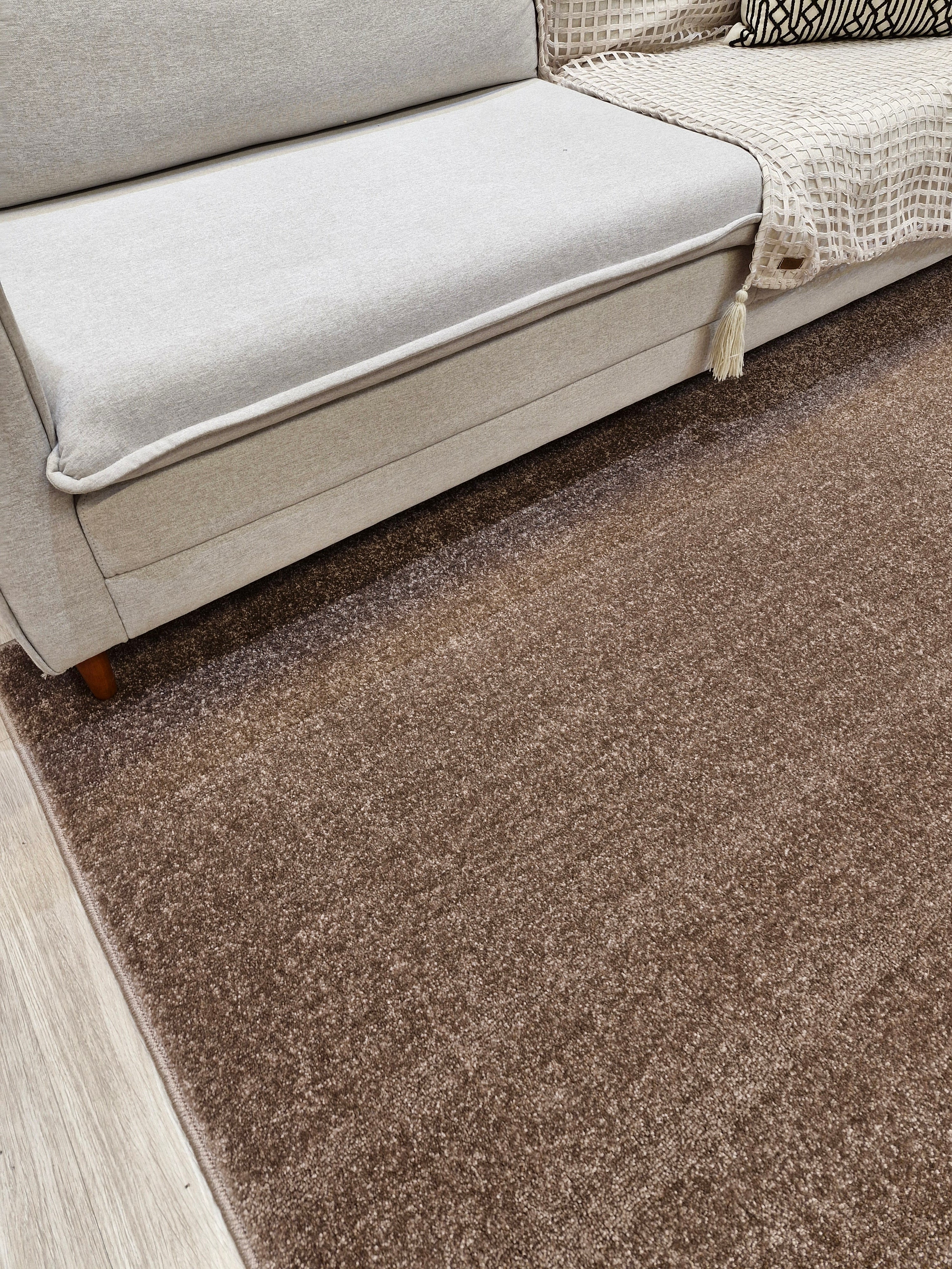 Tapete Comfort Liso Taupe ||  Black November