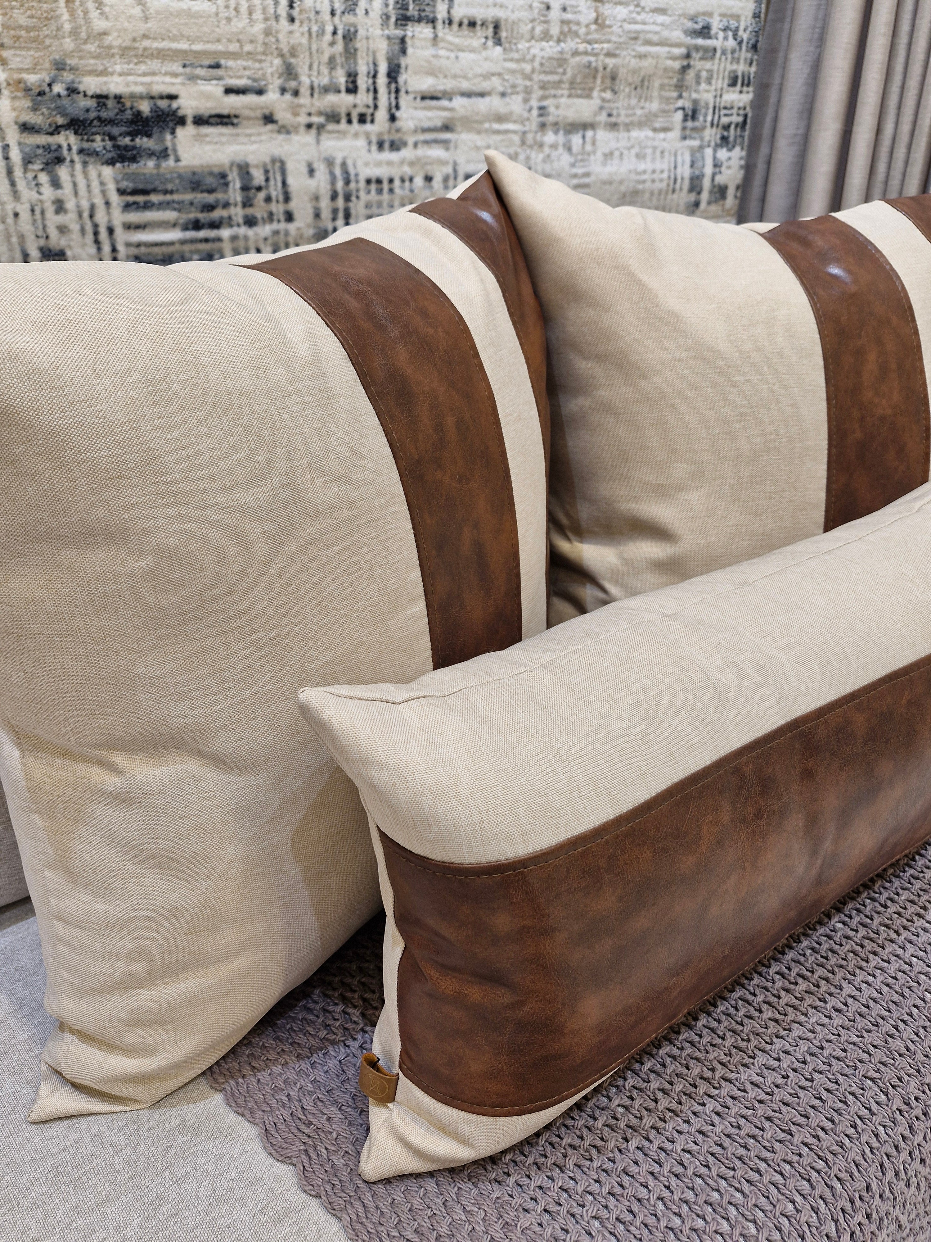 Kit Almofadas Trio Lana em Corino Marrom 380| Três Peças