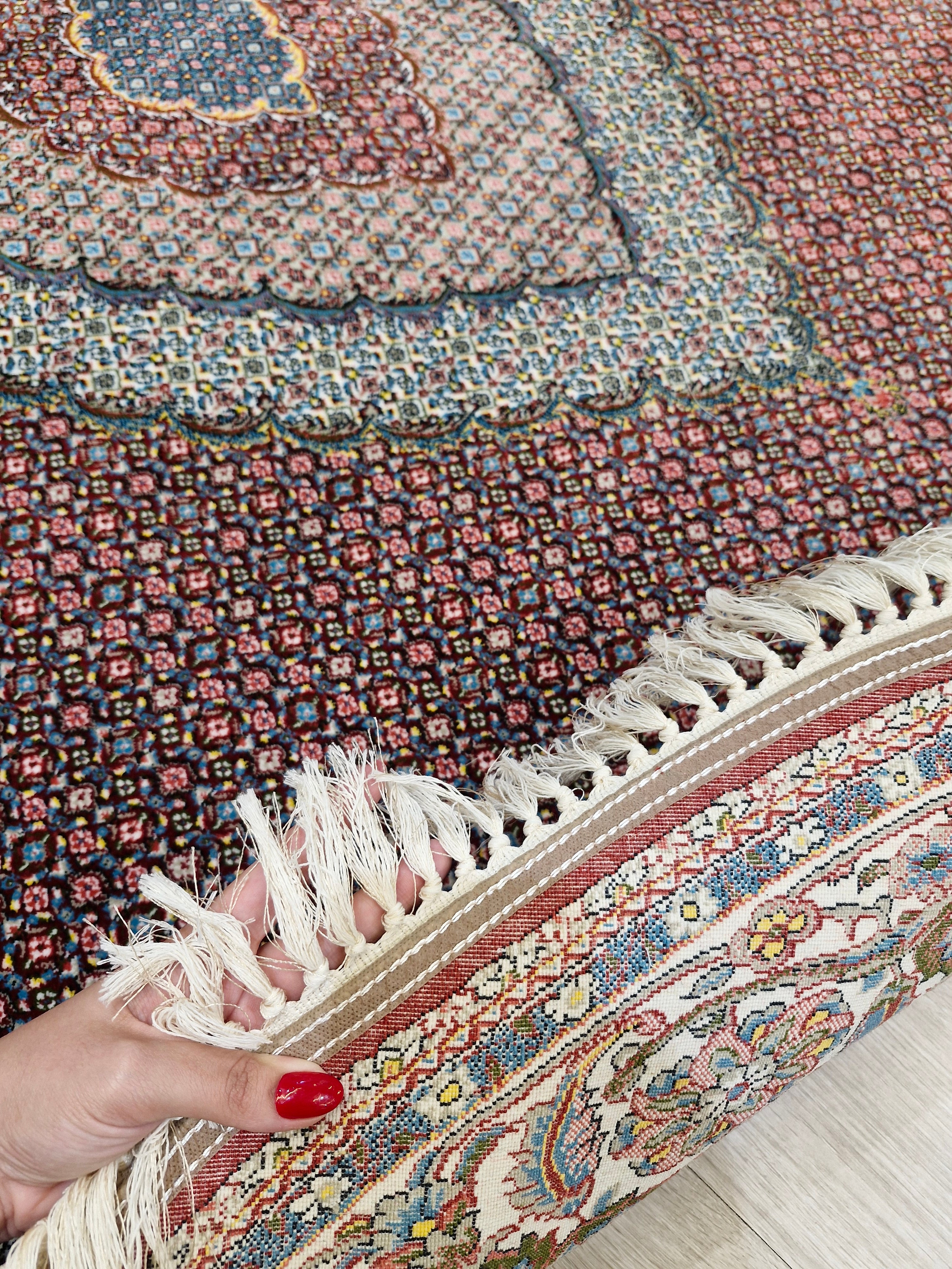 Tapete Redondo Iraniano Desenhado Vermelho || Coleção Irã