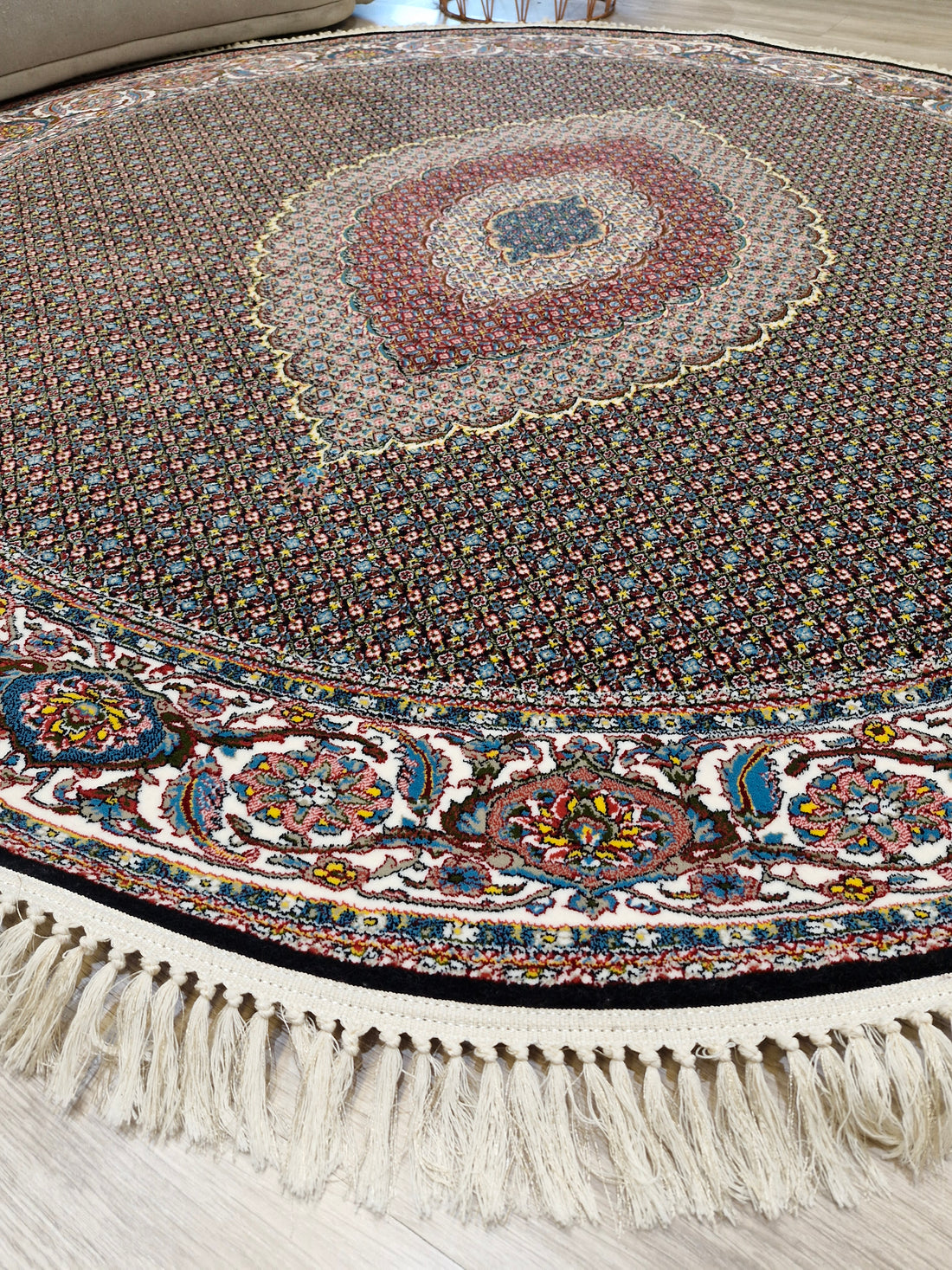 Tapete Redondo Iraniano Desenhado Preto || Coleção Irã