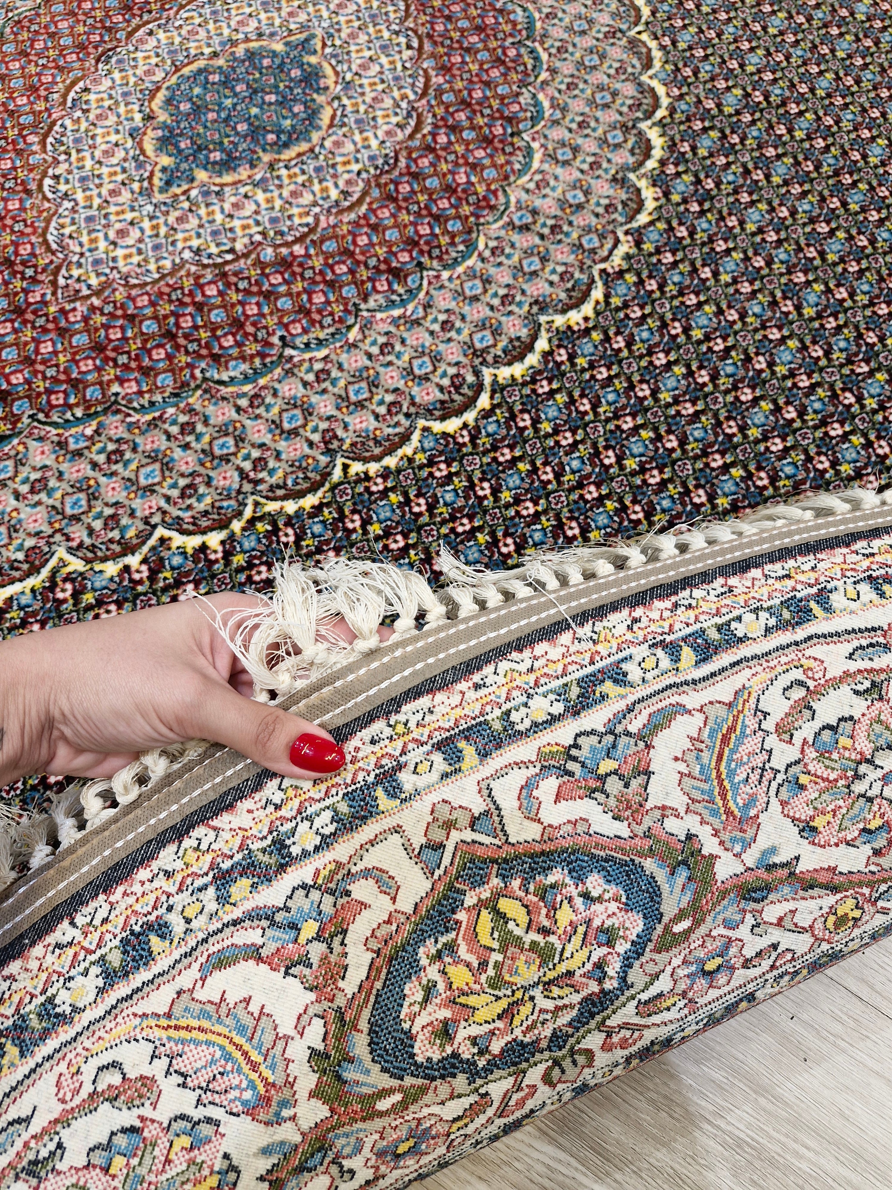 Tapete Redondo Iraniano Desenhado Preto || Coleção Irã