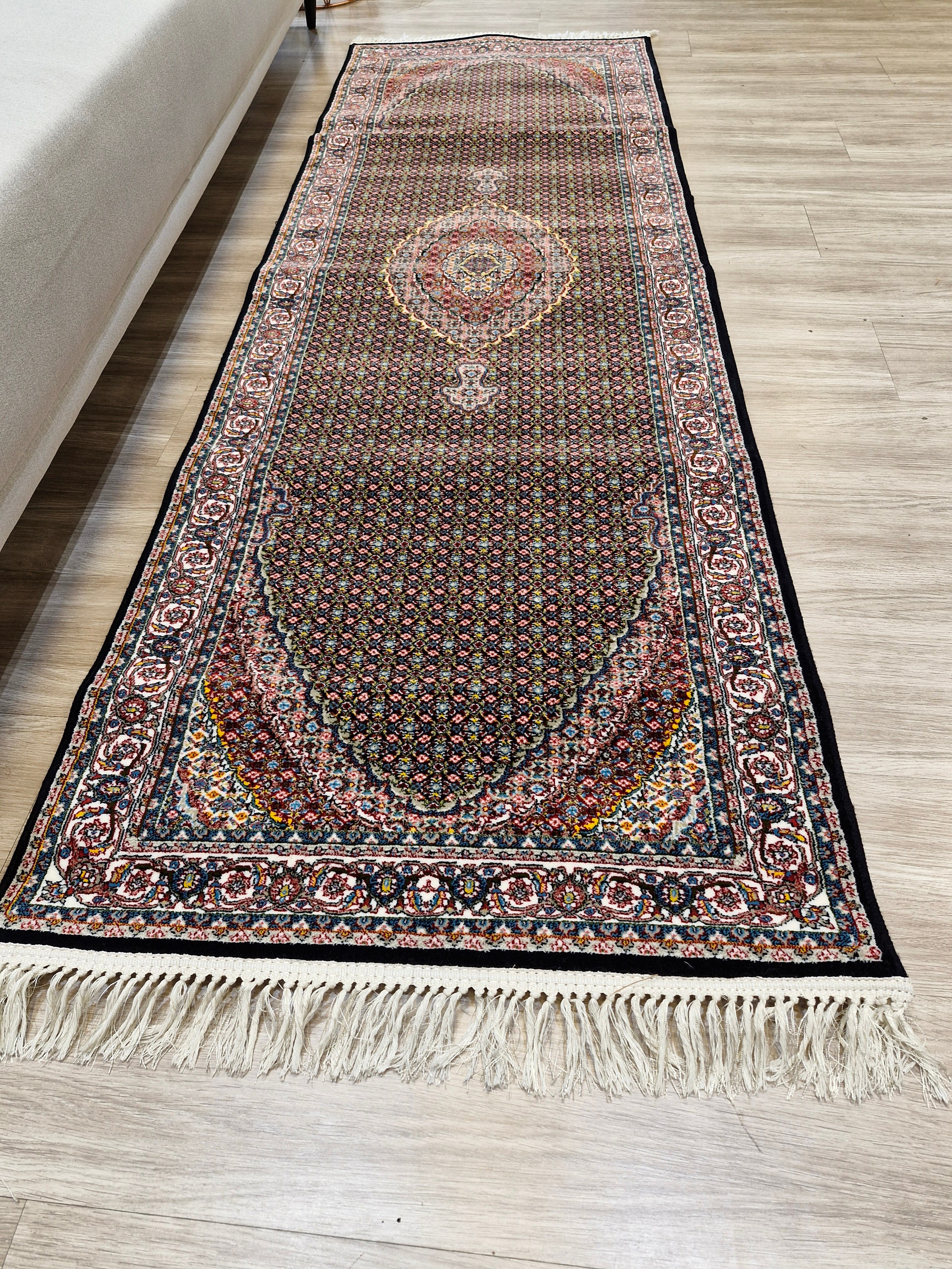 Passadeira _ Tapete Iraniano Desenhado Preto || Coleção Irã