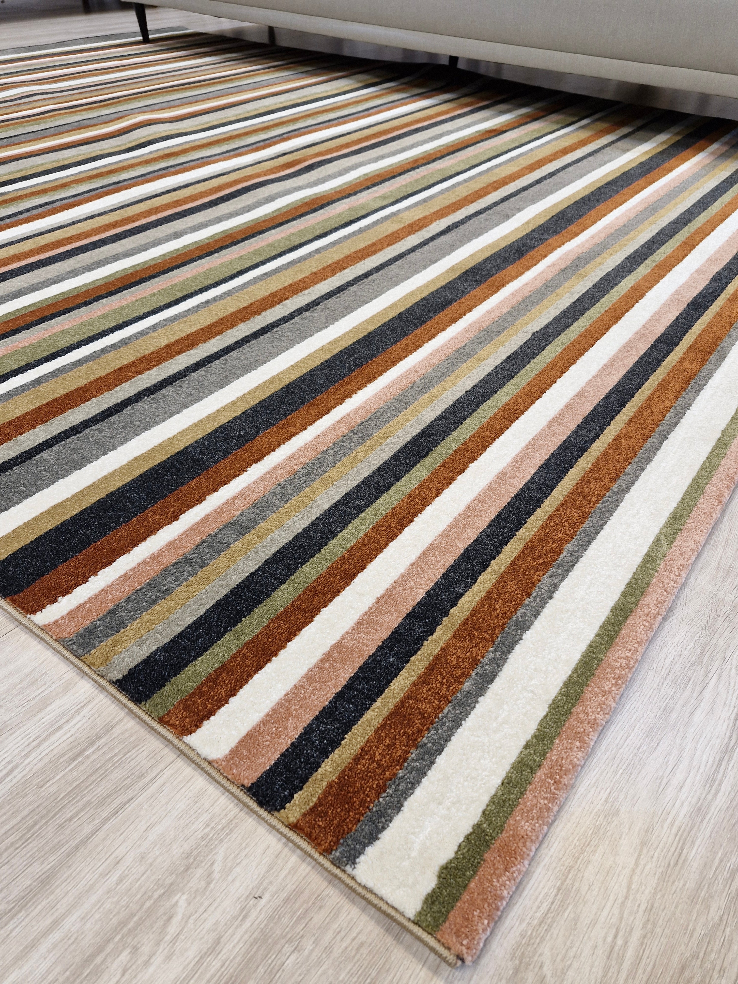 Tapete Egípcio Multicolorido Listrado | 1 Milhão de Fios por m²