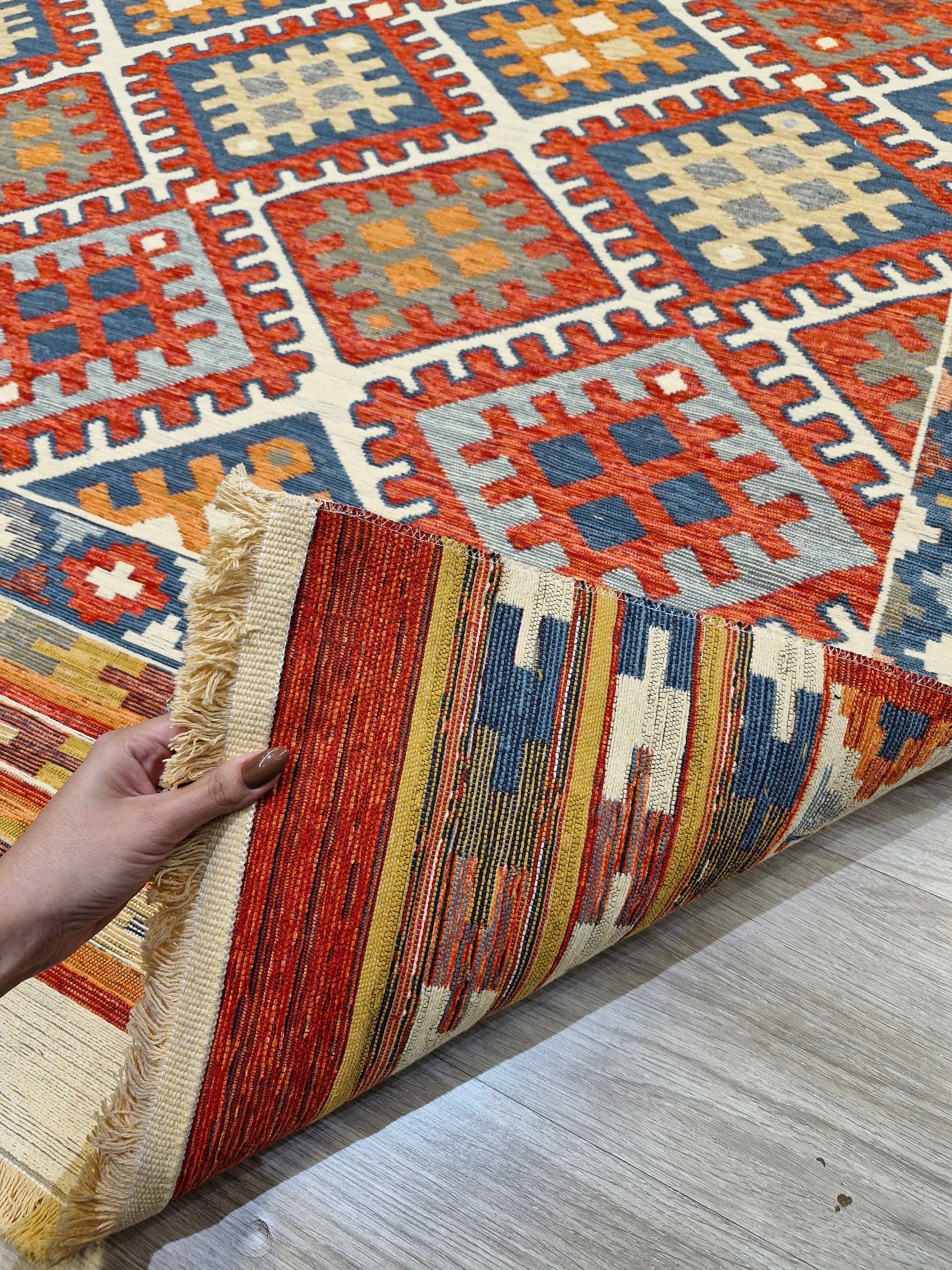 Tapete Turco Kilim Trama Étnica 1007 – Design Geométrico Tradicional || Reversível