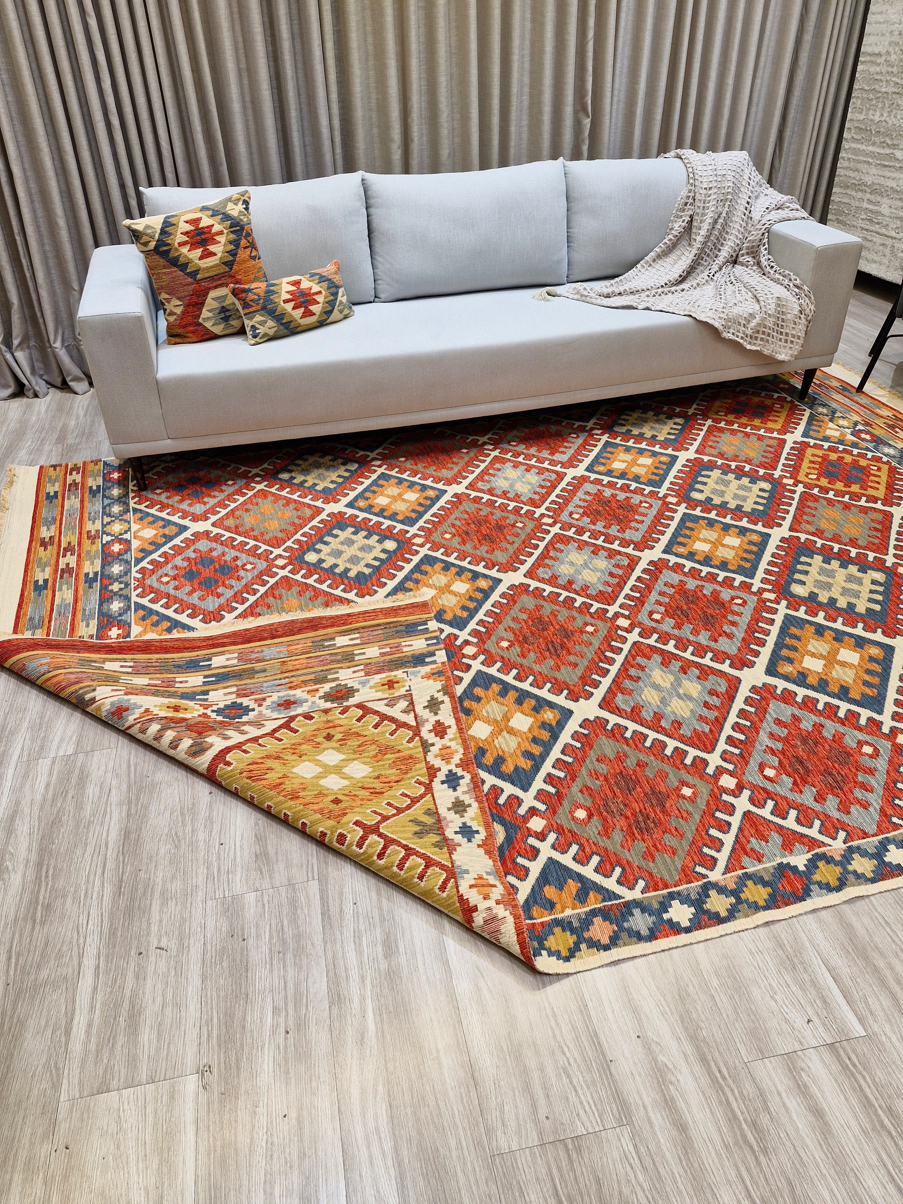 Tapete Turco Kilim Trama Étnica 1007 – Design Geométrico Tradicional || Reversível