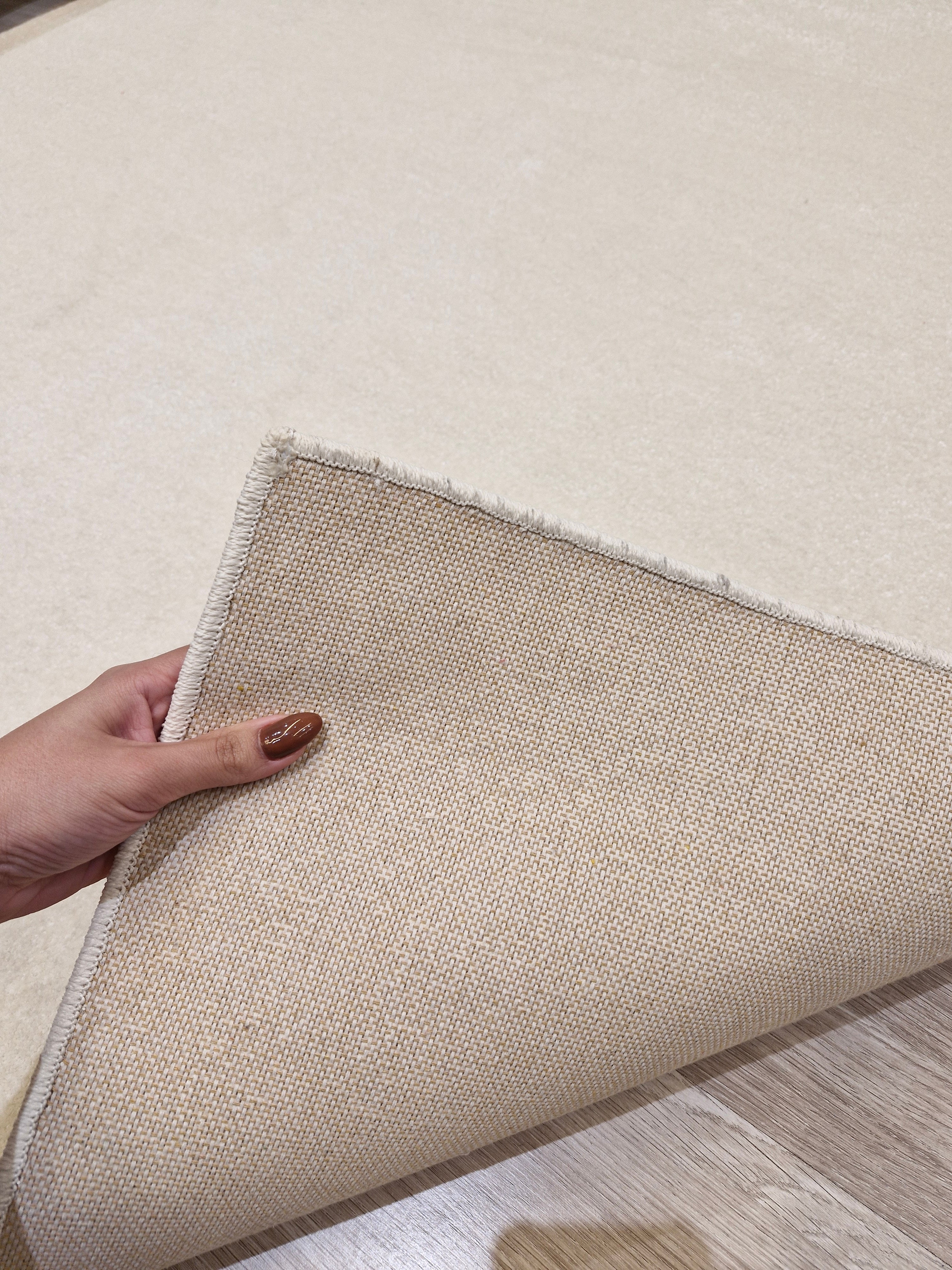 Tapete Bege Impermeável 150x180 | Peça Única
