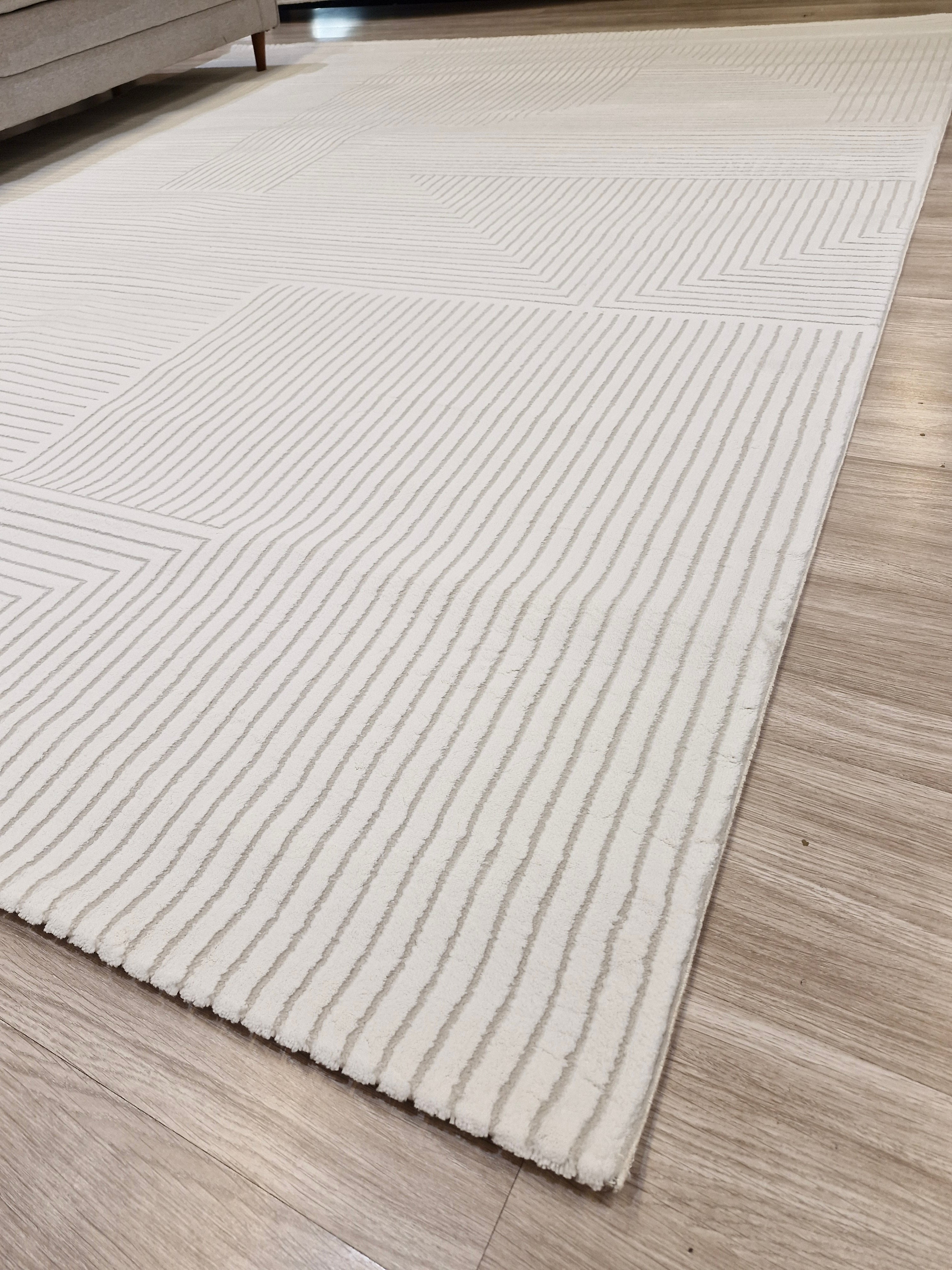 Tapete Turco Sofisticado Off White Labirinto 02 | Tamanho Padrão | Importação Turquia