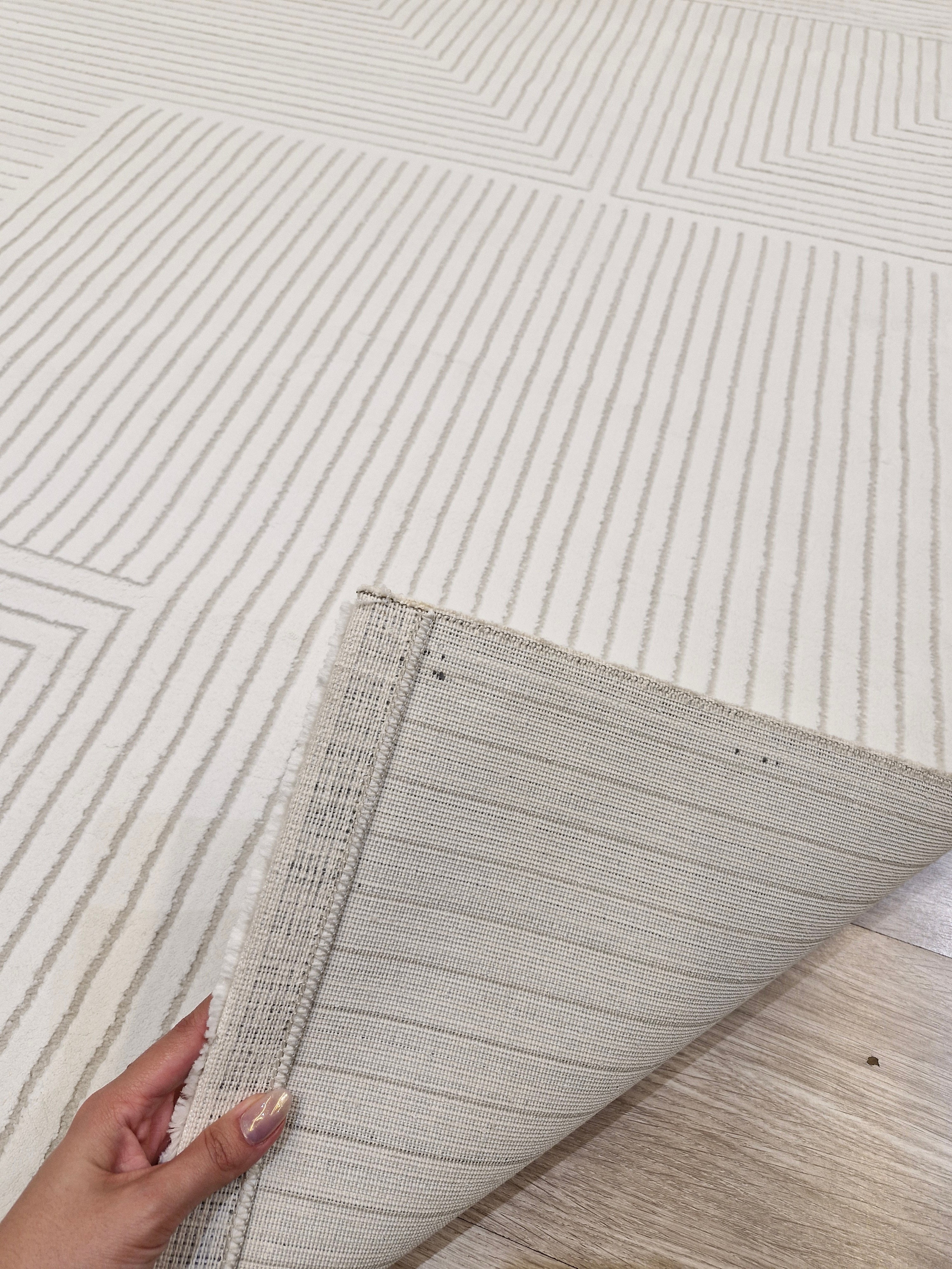 Tapete Turco Sofisticado Off White Labirinto 02 | Tamanho Padrão | Importação Turquia