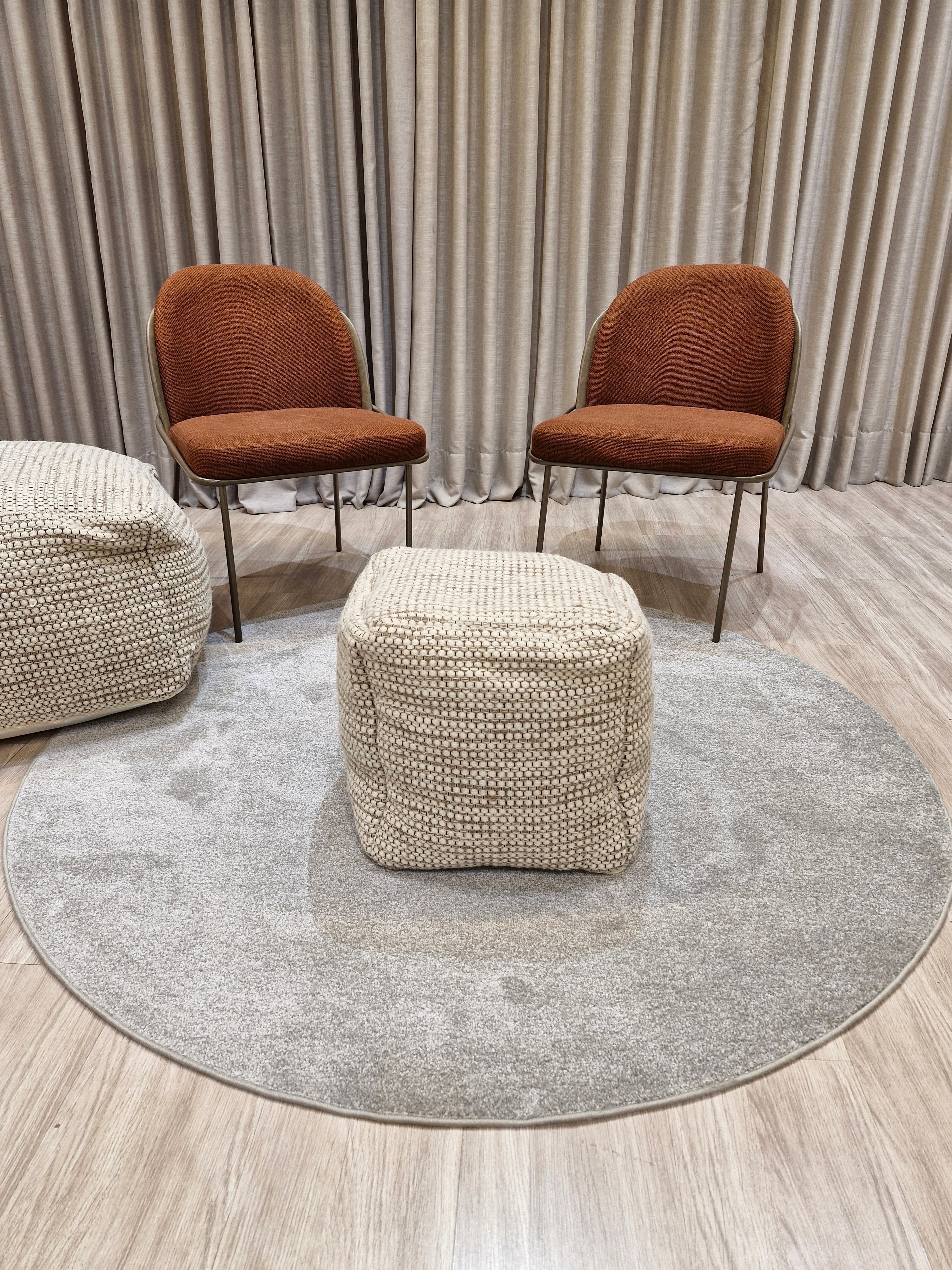 Puff Decorativo 40x40x40 Pequeno Ivory | Assento Decorativo