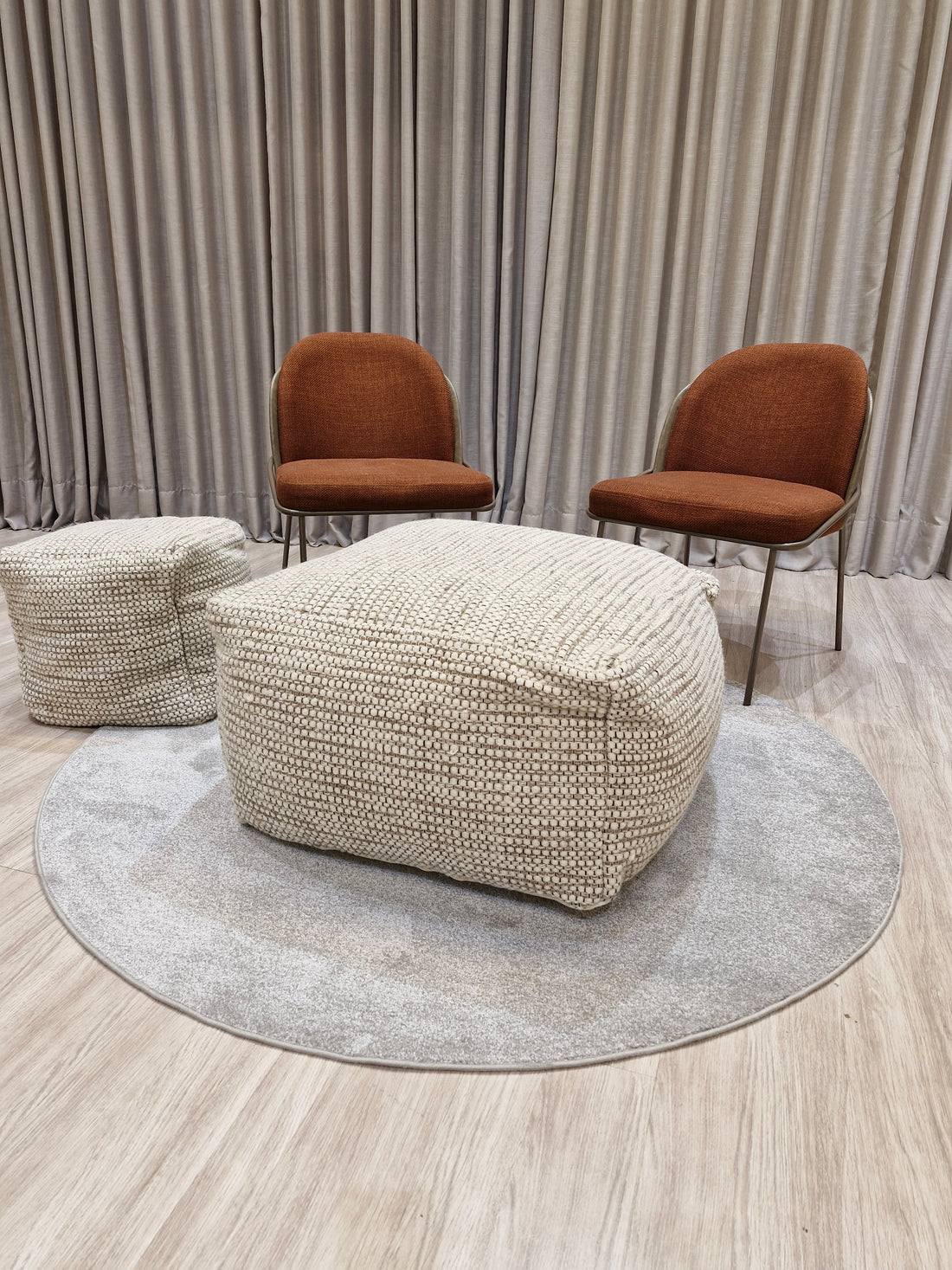 Puff Decorativo 70x70x40 Grande Ivory | Assento Decorativo