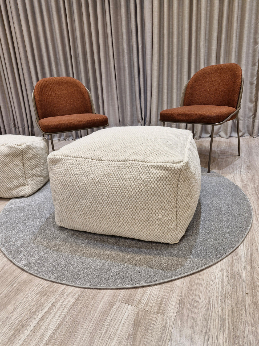 Puff Decorativo 70x70x40 Grande Bege | Assento Decorativo