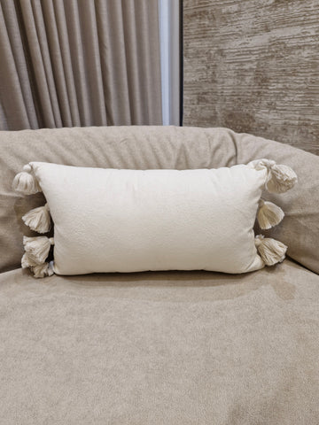 Almofada Pequena Linho com Detalhes nas Laterais 35cmX58cm