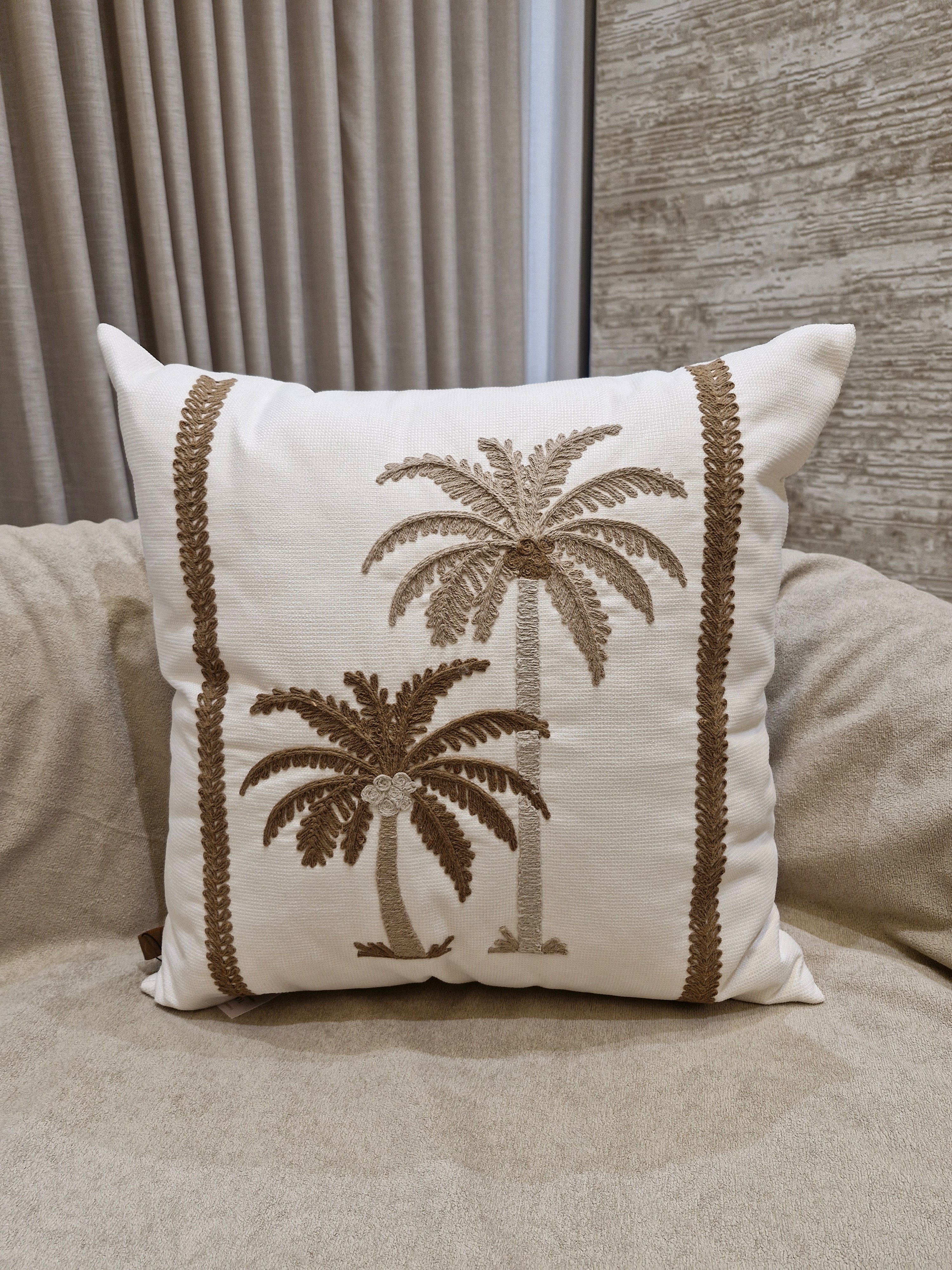 Almofada Decorativa Bordada Coqueiro00 55cmX55cm