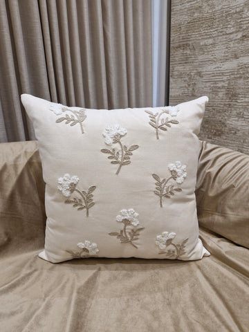 Almofada Decorativa Especial Flores Chenille Branco 55cmX55cm