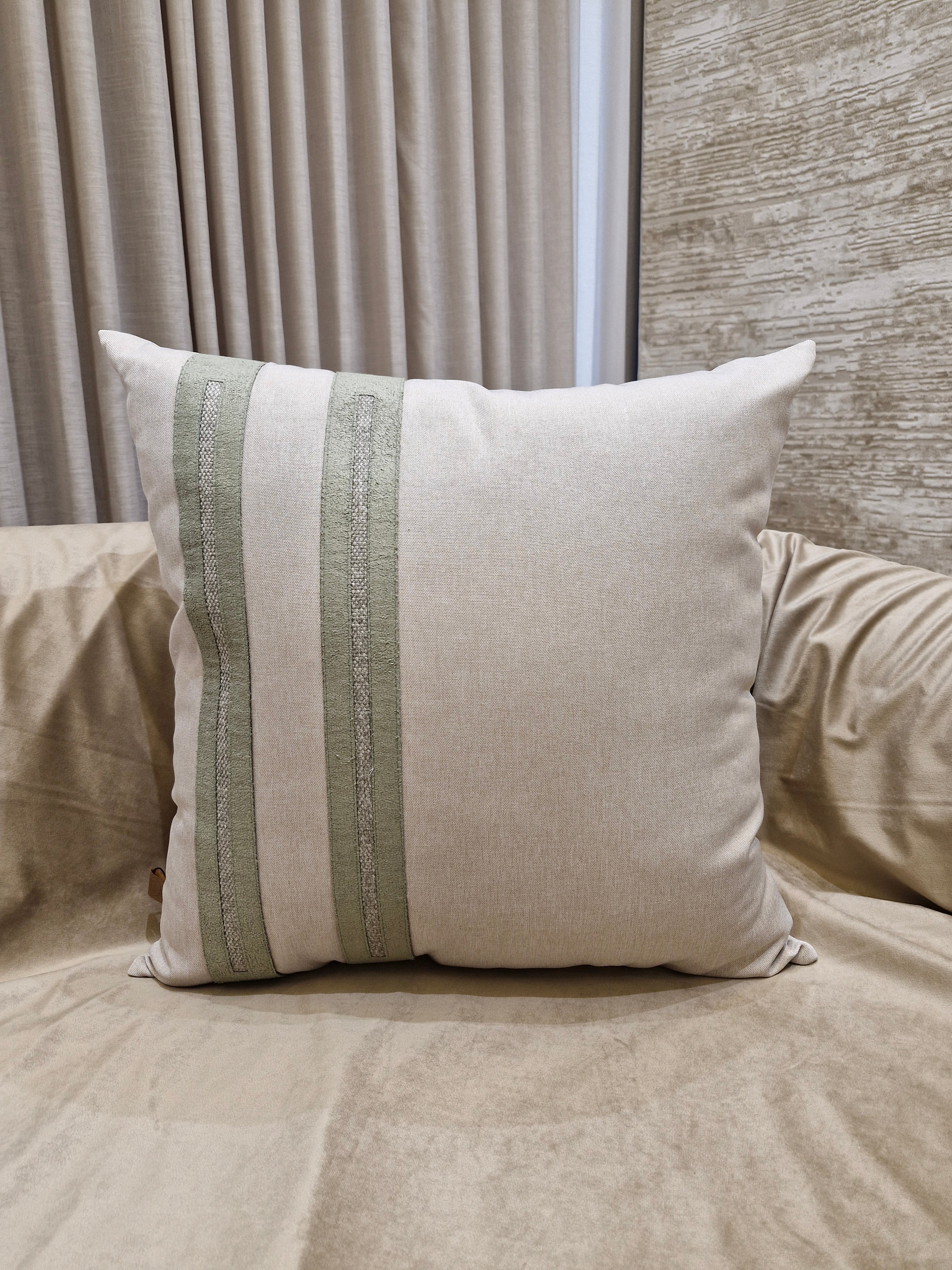Almofada Decorativa Boucler Verde Claro 55cmX55cm