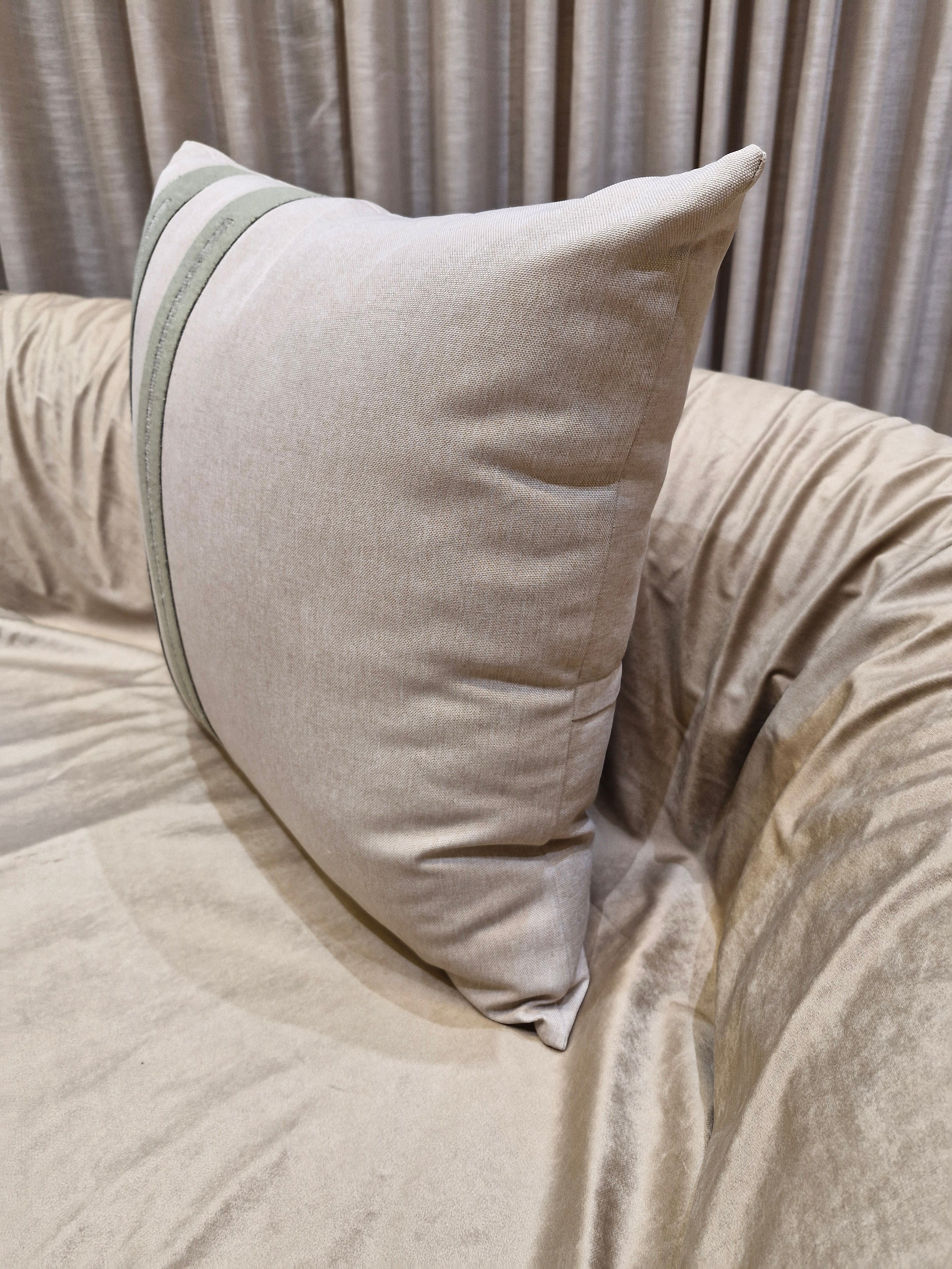Almofada Decorativa Boucler Verde Claro 55cmX55cm