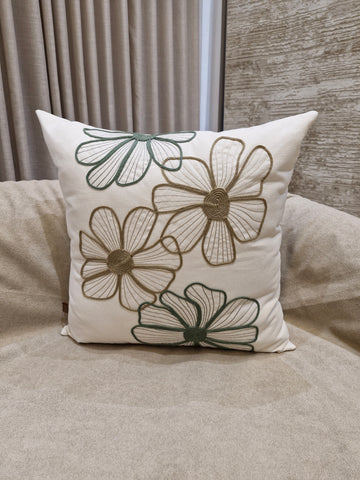 Almofada Bordada Flores Verde Claro 55cmX55cm