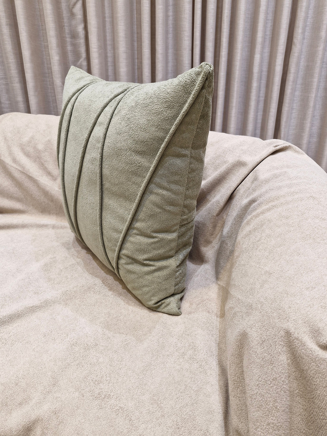 Almofada Decorativa Boucler Verde Claro 55cmX55cm