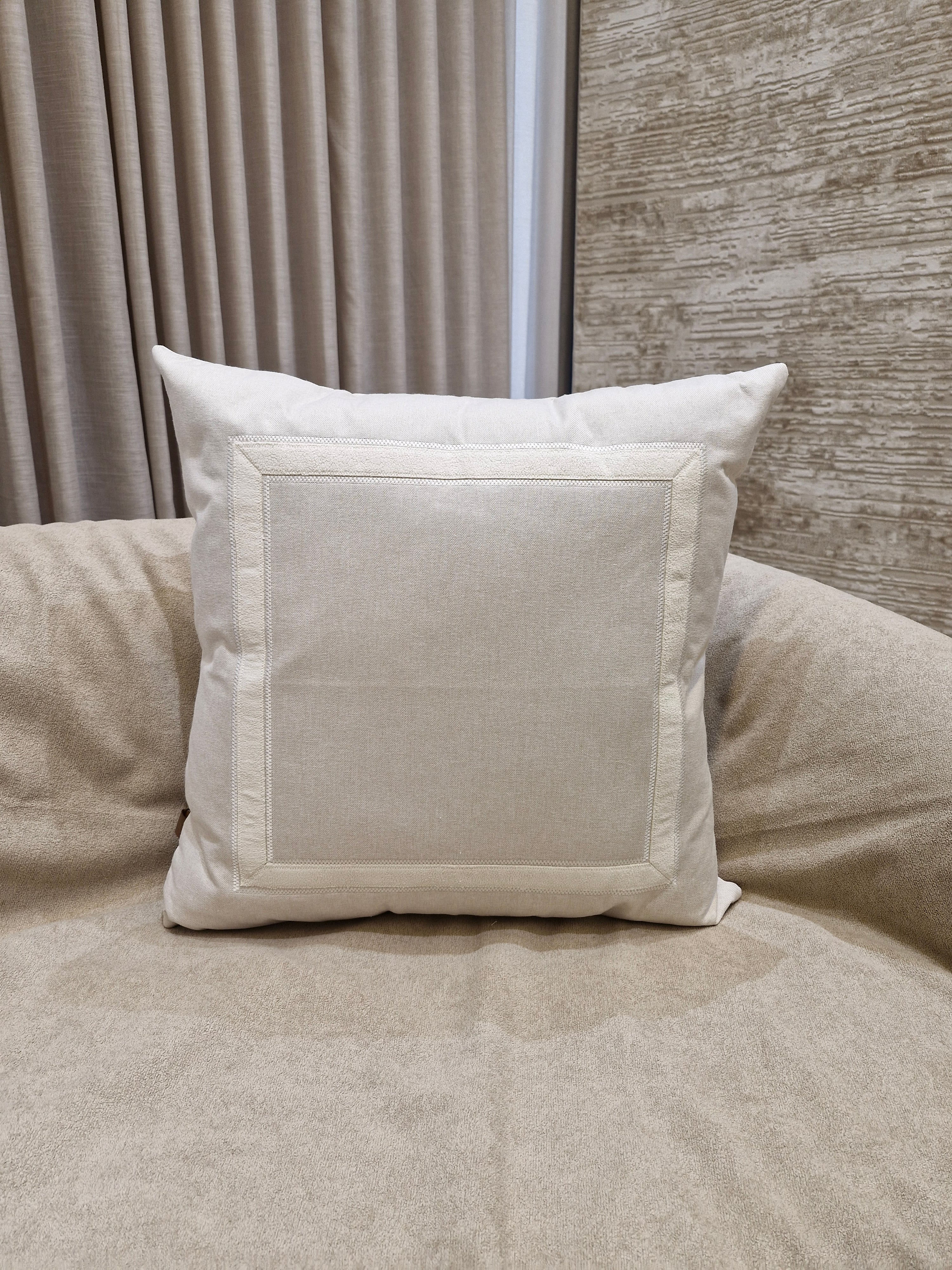 Almofada Decorativa Linho Off  55cmX55cm