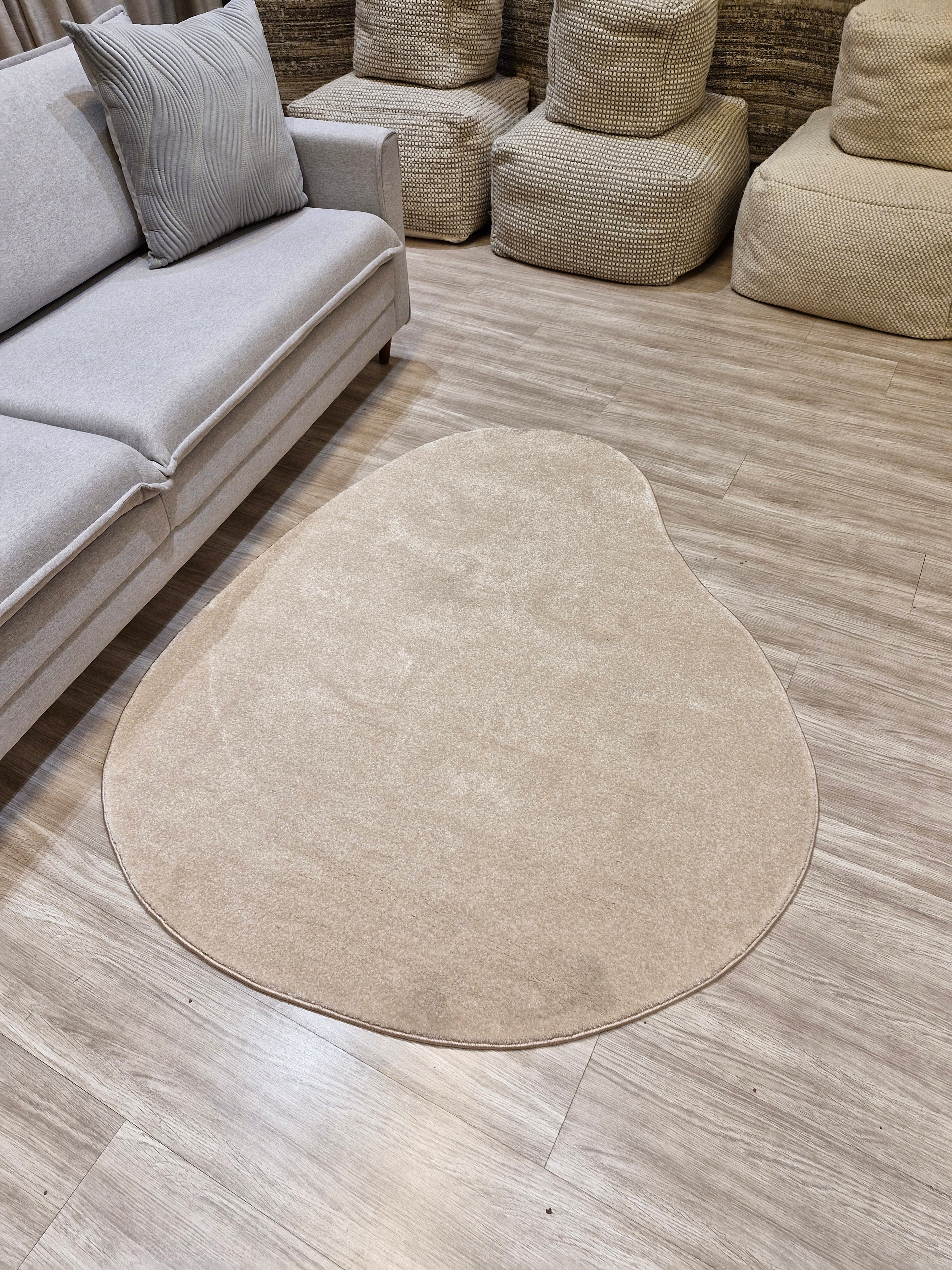 Tapete Pequeno Orgânico 130X160 | Peça Única (PU31)