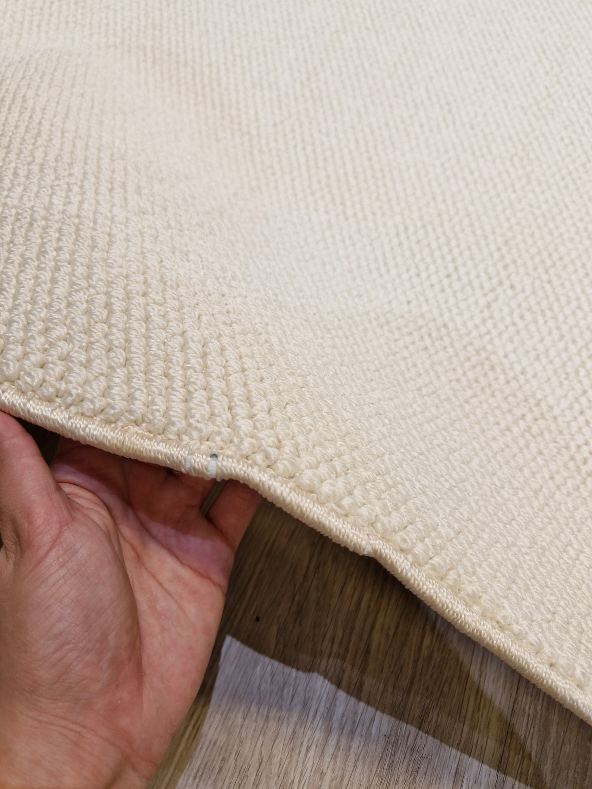 Tapete Impermeável Trama cor Champagne AquaB22 300x400 | Peça Única e No Estado (PE37)