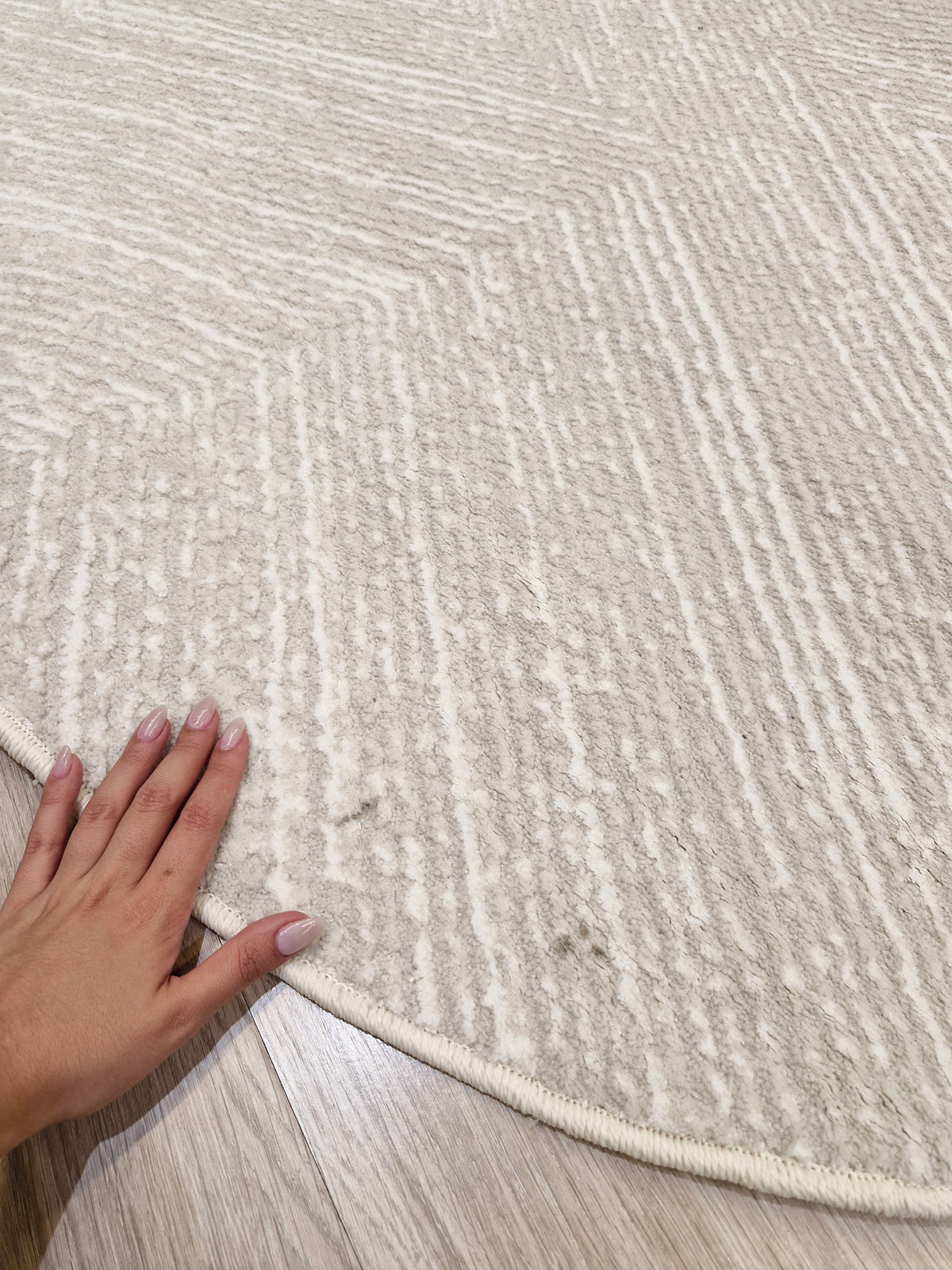 Tapete Orgânico Design Clean 220x275 | Peça Única e No Estado (PE56)