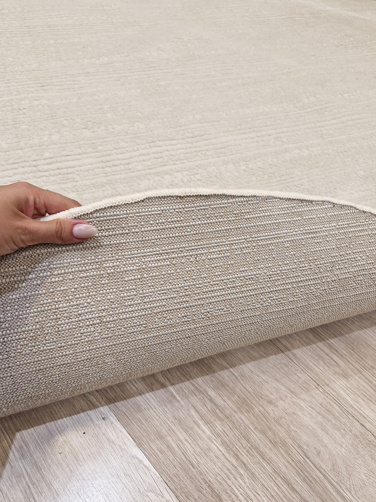 Tapete Orgânico Design Clean 180x220 | Peça Única e No Estado (PE57)