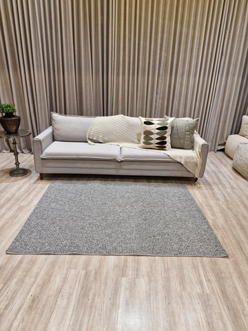 Tapete Bouclê Prata 140x190 | Peça Única (PU73)
