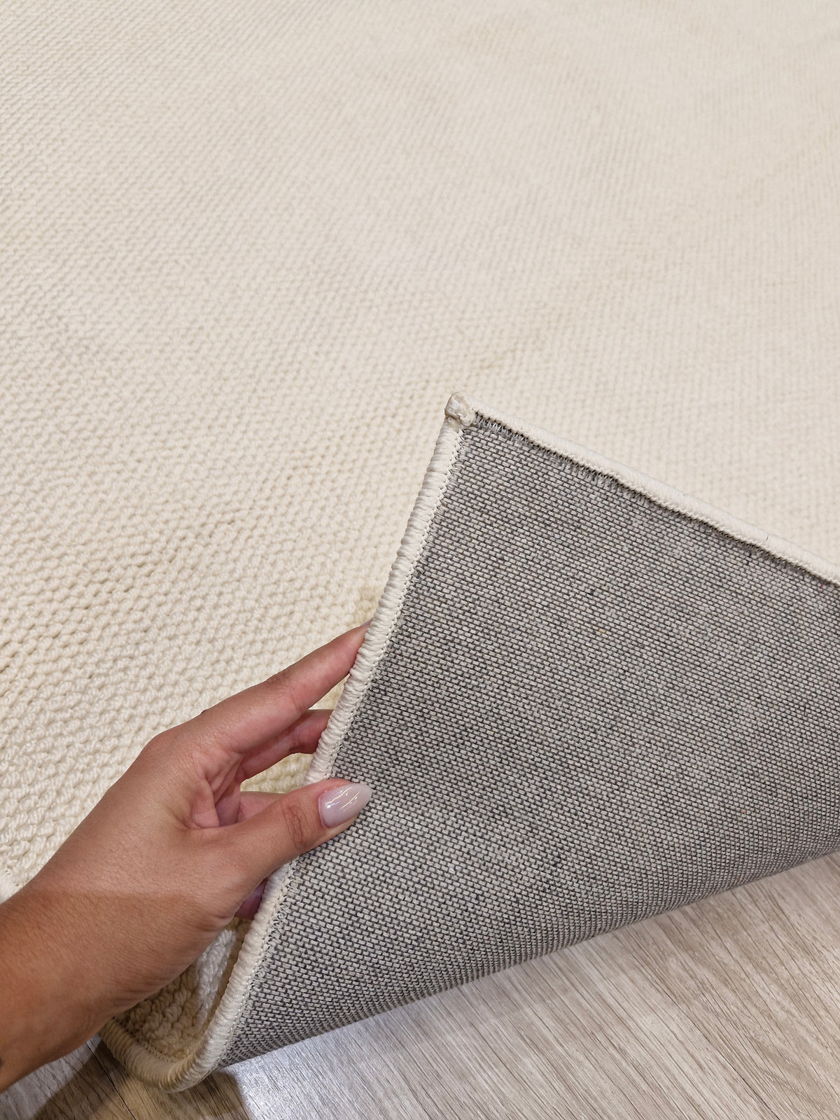 Tapete Impermeável Trama Off White 130x240 | Peça Única e No Estado (PE65)