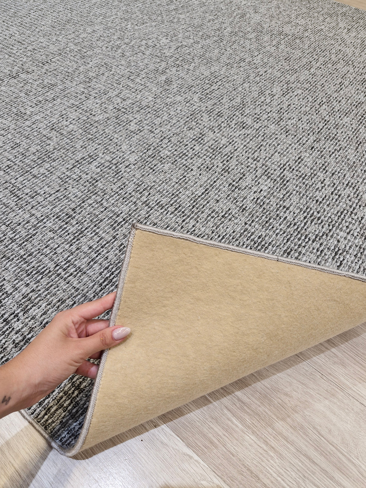 Tapete Turco Ire Cinza Boucle 190x190 | Peça Única (PU78)