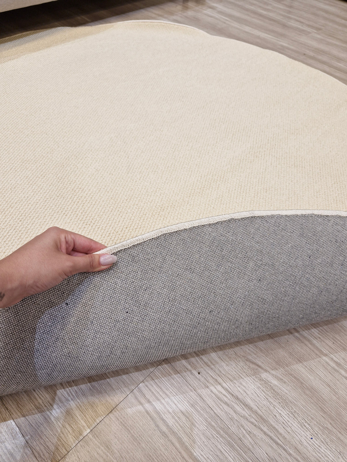 Tapete Redondo Impermeável 165x165 | Peça Única (PU91)