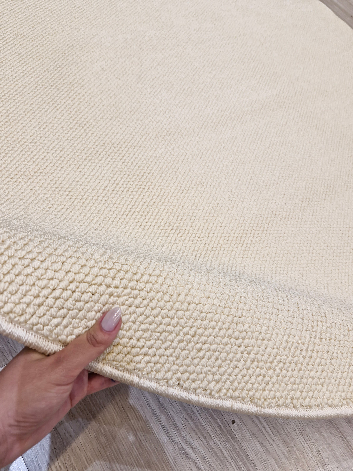 Tapete Redondo Impermeável 165x165 | Peça Única (PU91)