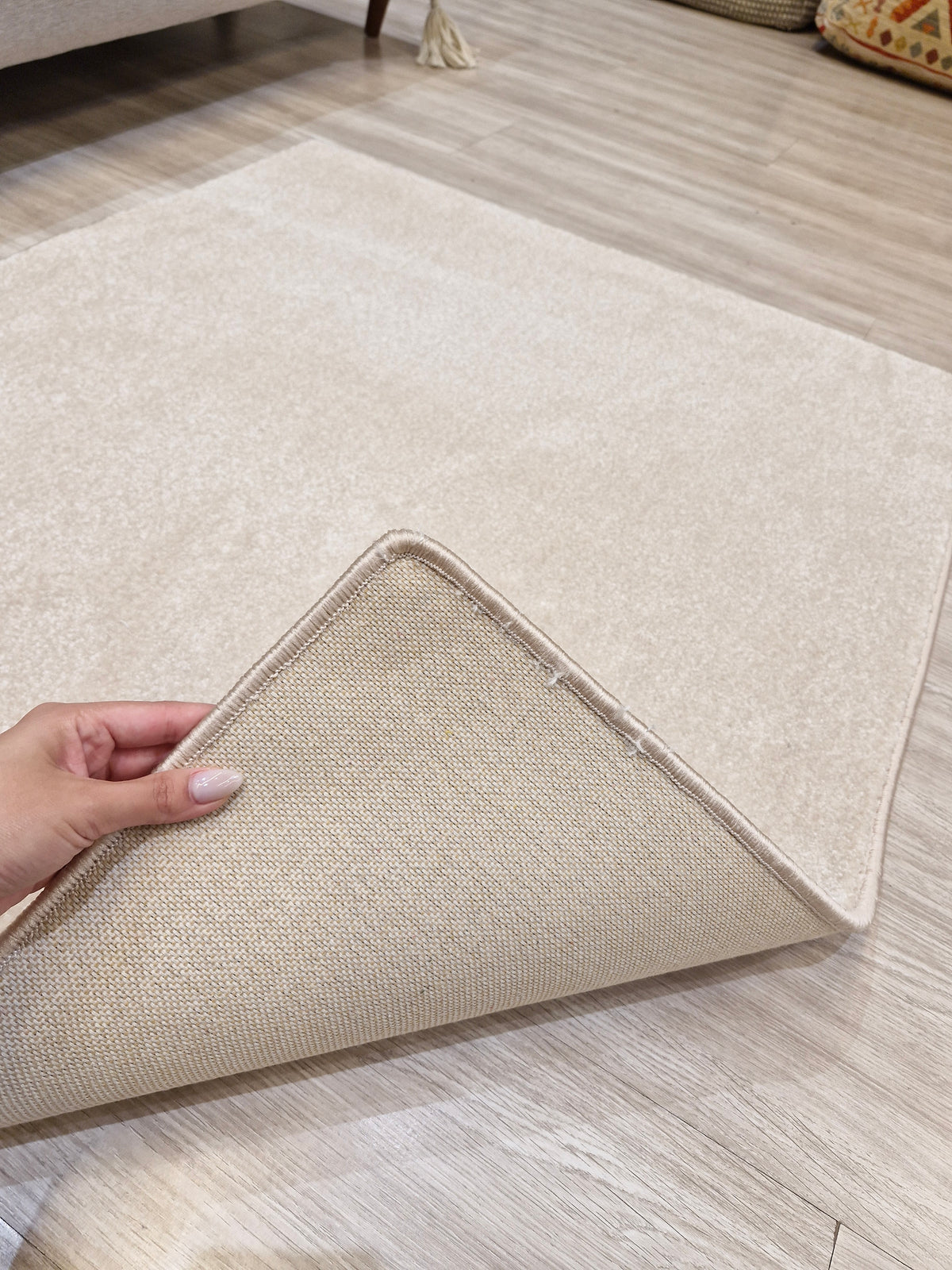 Tapete Impermeável Pequeno Bege 100x125 | Peça Única (PU94)