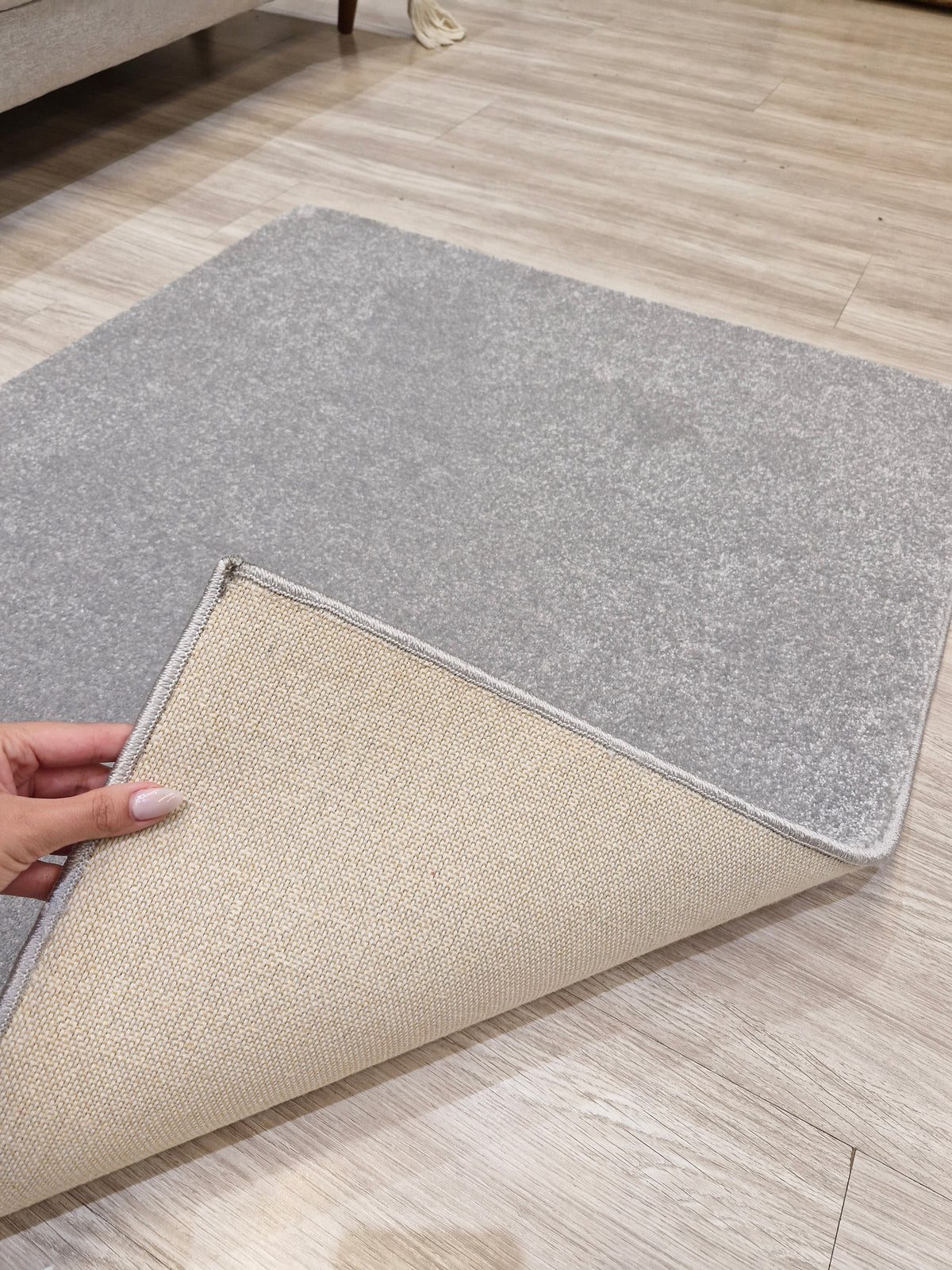 Tapete Impermeável Pequeno Prata 110x190 | Peça Única (PU95)