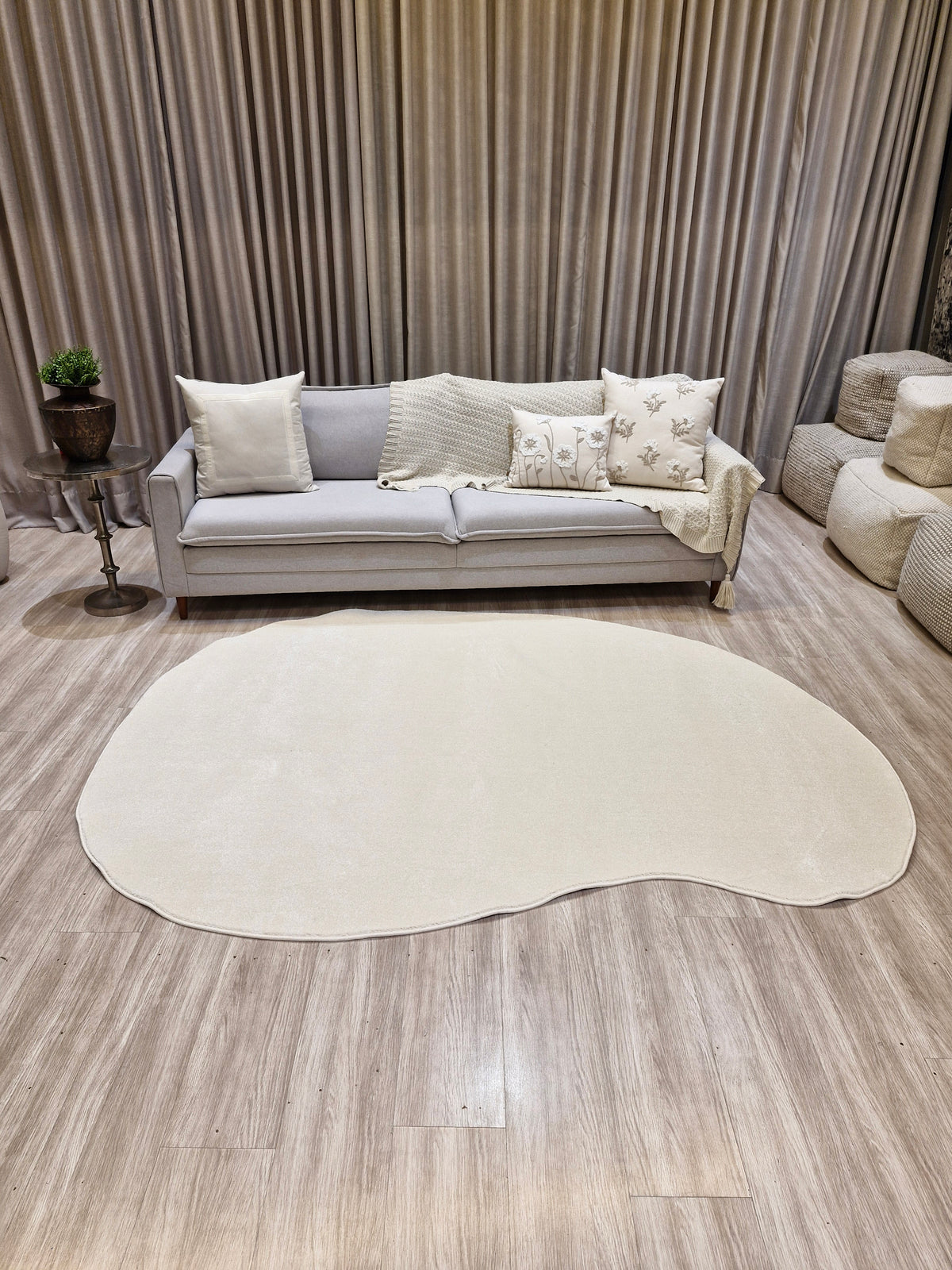 Tapete Orgânico Off Impermeável 185x250 | Peça Única e No Estado (PE70)