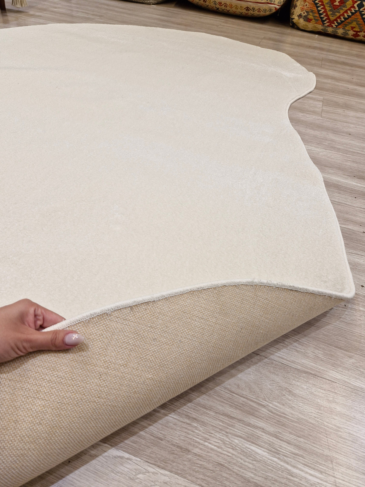 Tapete Orgânico Off Impermeável 185x250 | Peça Única e No Estado (PE70)
