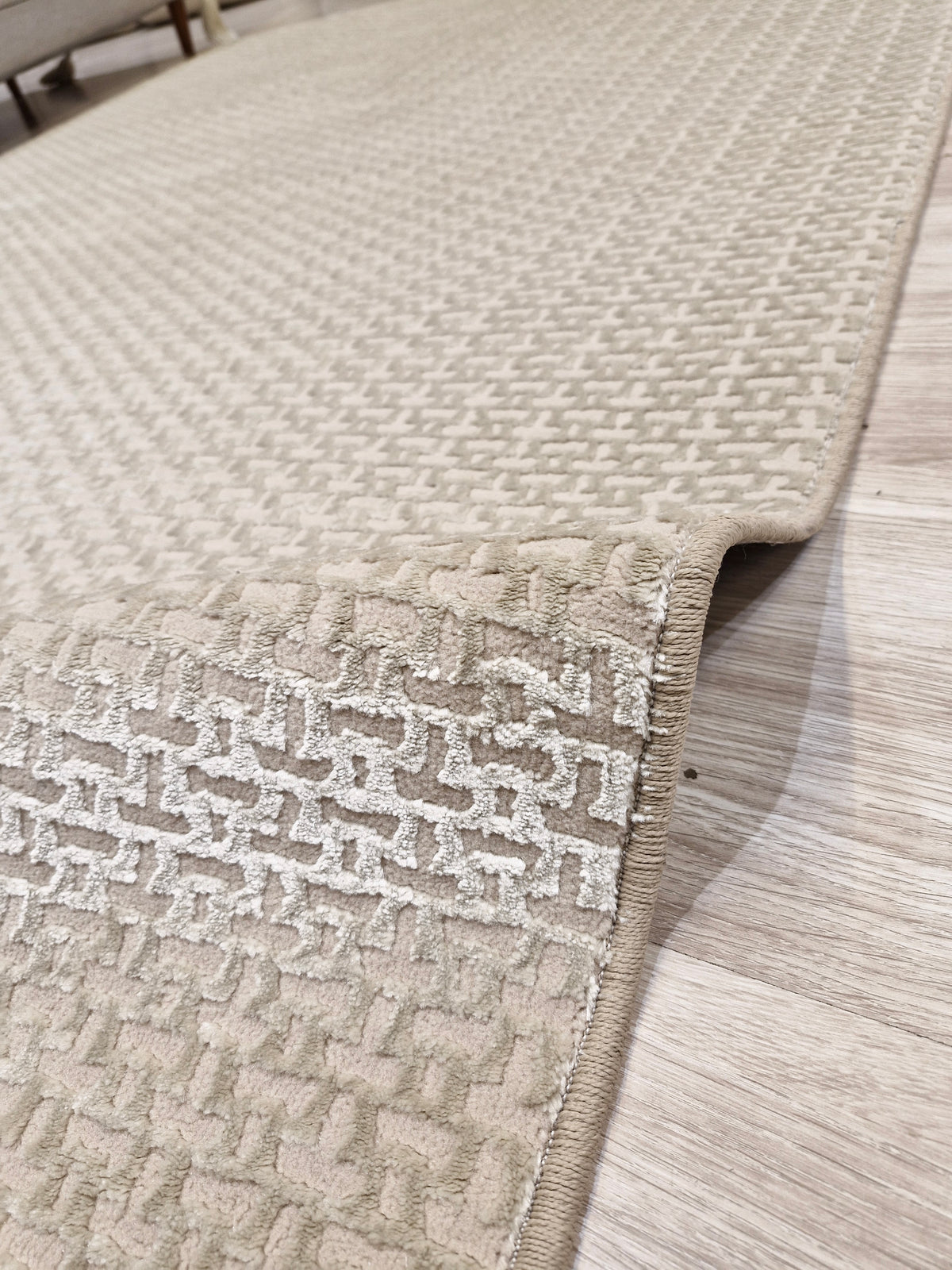 Tapete Egípcio Bege Texturizado 170x230 | Peça Única (PU108)