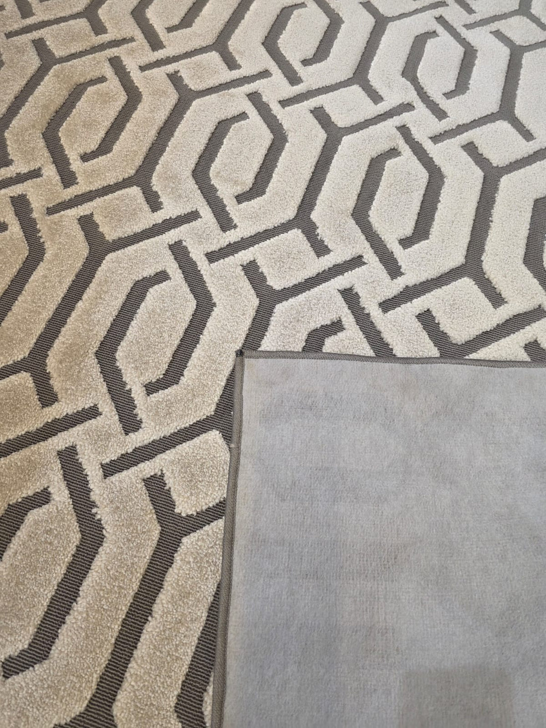 Tapete Trama Contemporânea 200X250  || Última Peça